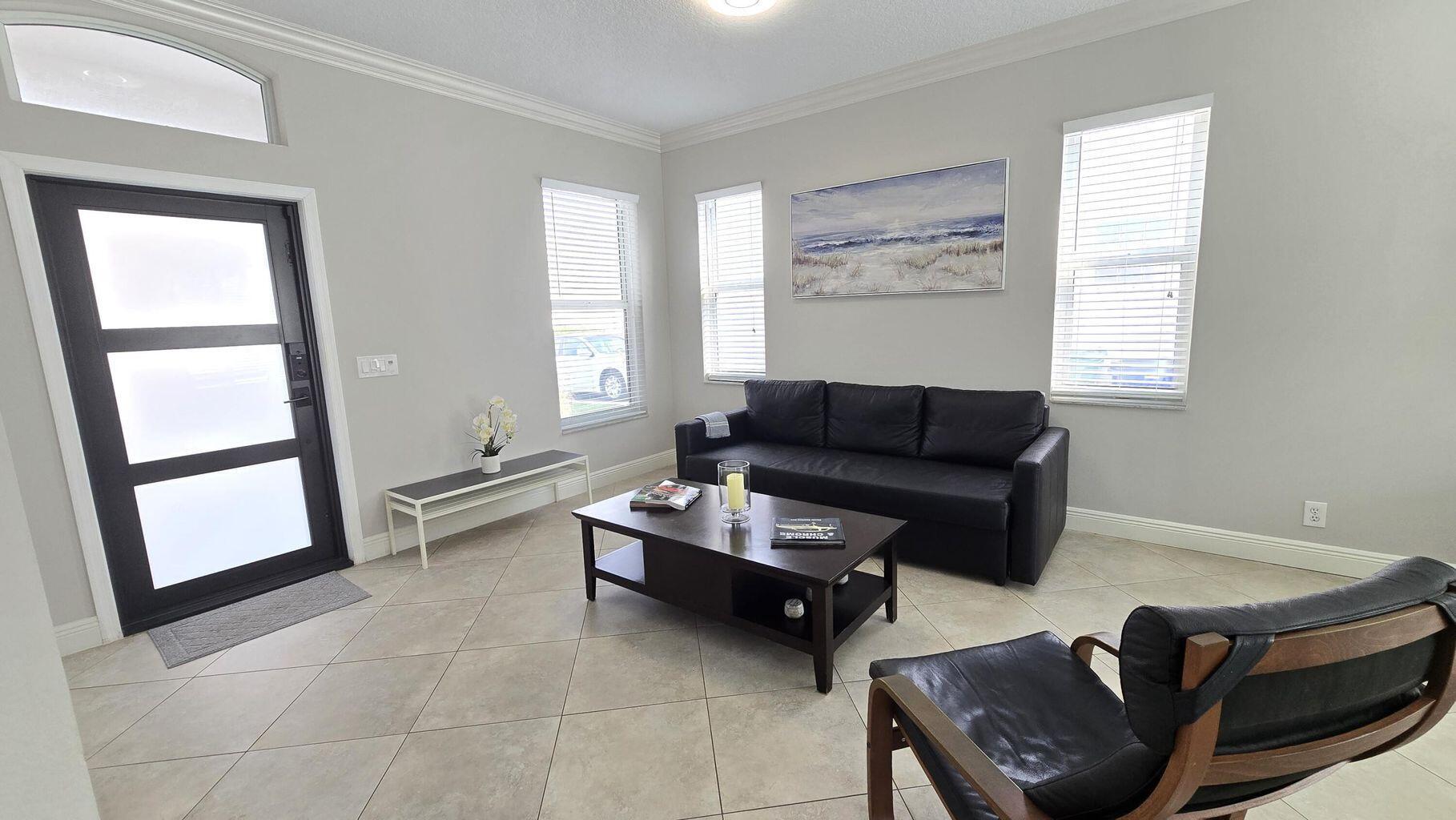 6878 NW 33rd Street, Margate, FL 33063, Margate - Photo 2