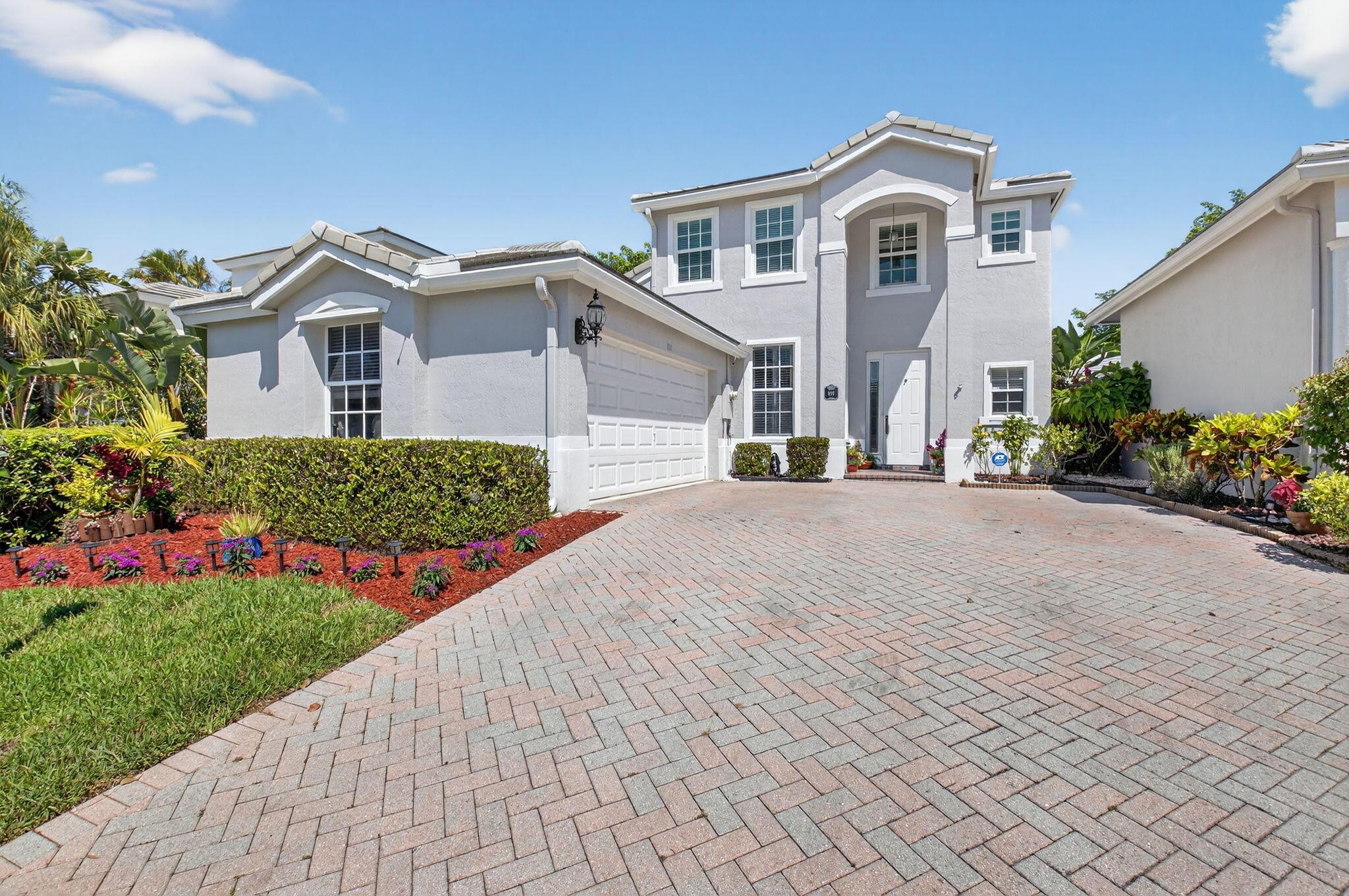 8111 Hampton Wood Drive, Boca Raton, FL 33433, Boca Raton - Photo 2