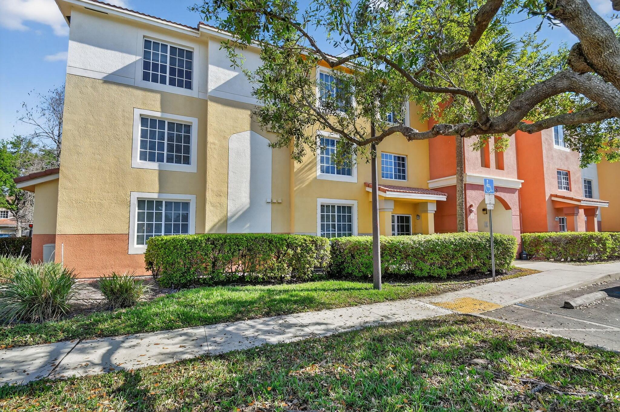 6769 Heritage Grande 2201, Boynton Beach, FL 33437, Boynton Beach - Photo 4