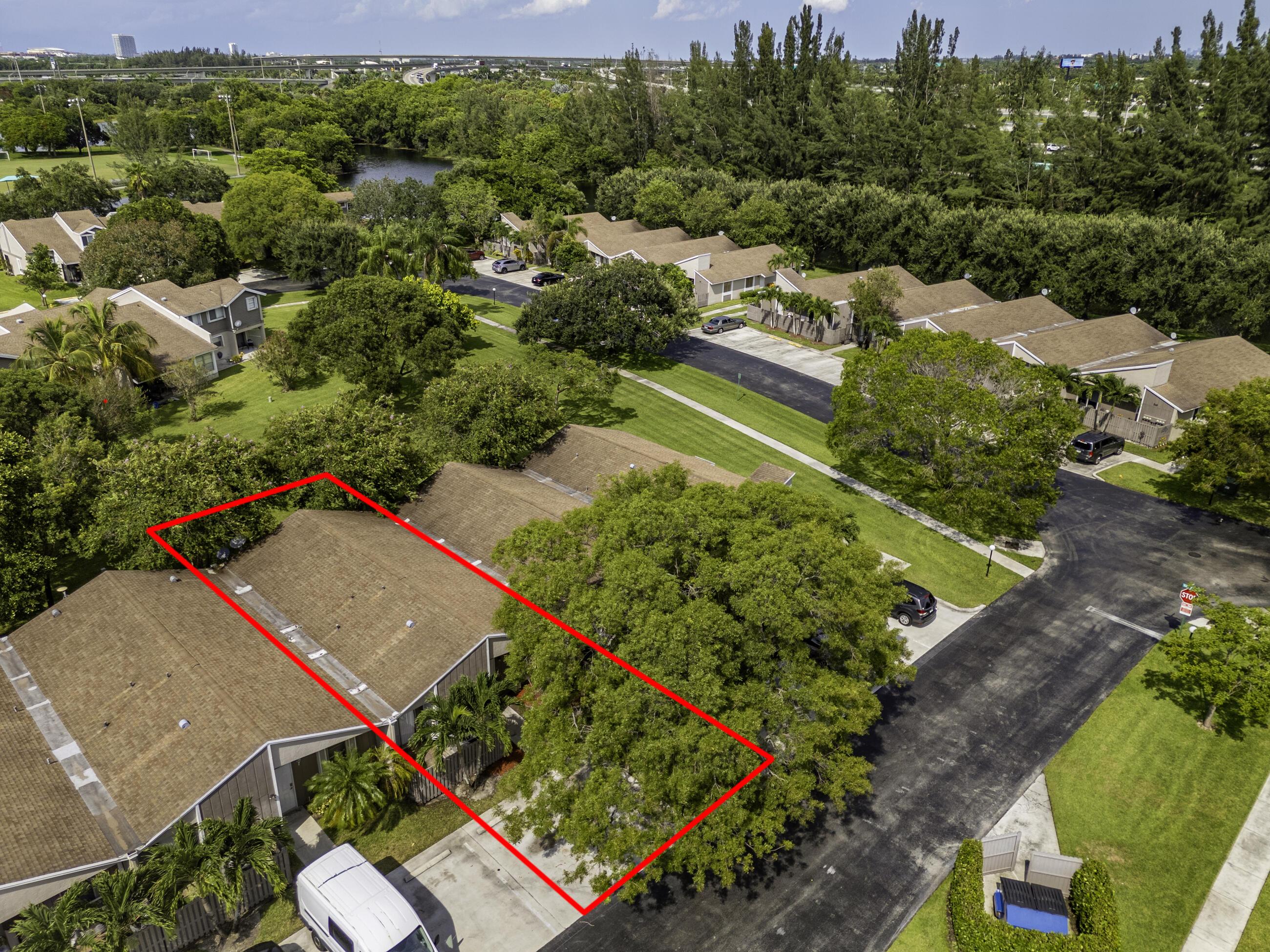 15725 Woodgate Court C, Sunrise, FL 33326, Sunrise - Photo 4