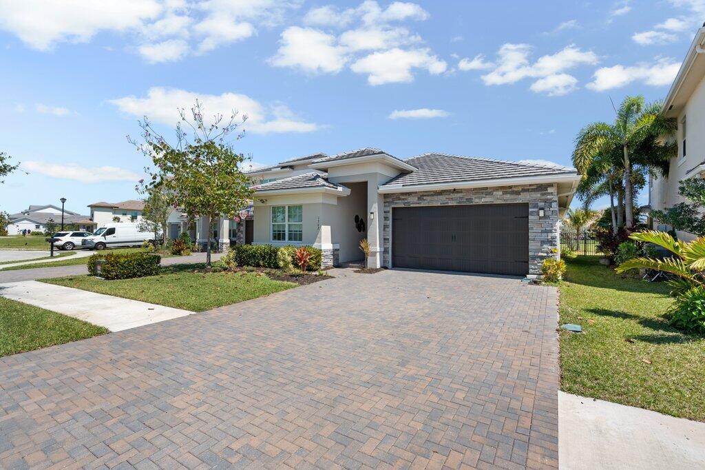 1362 Harvester Crossing, Loxahatchee, FL 33470, Loxahatchee - Photo 3