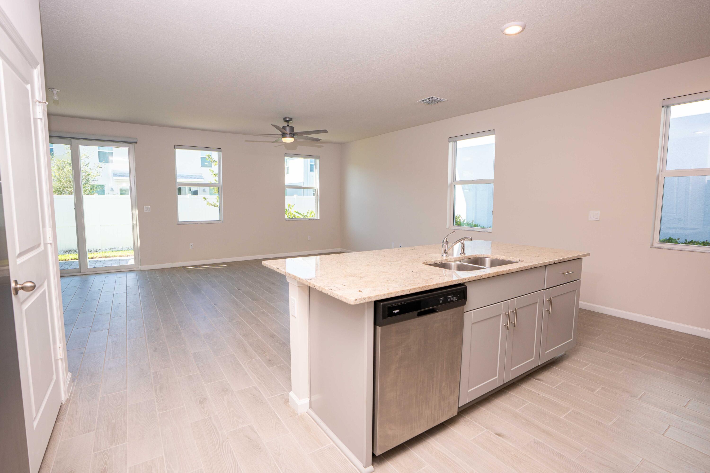 197 Osprey Preserve Boulevard, Jensen Beach, FL 34957, Jensen Beach - Photo 4