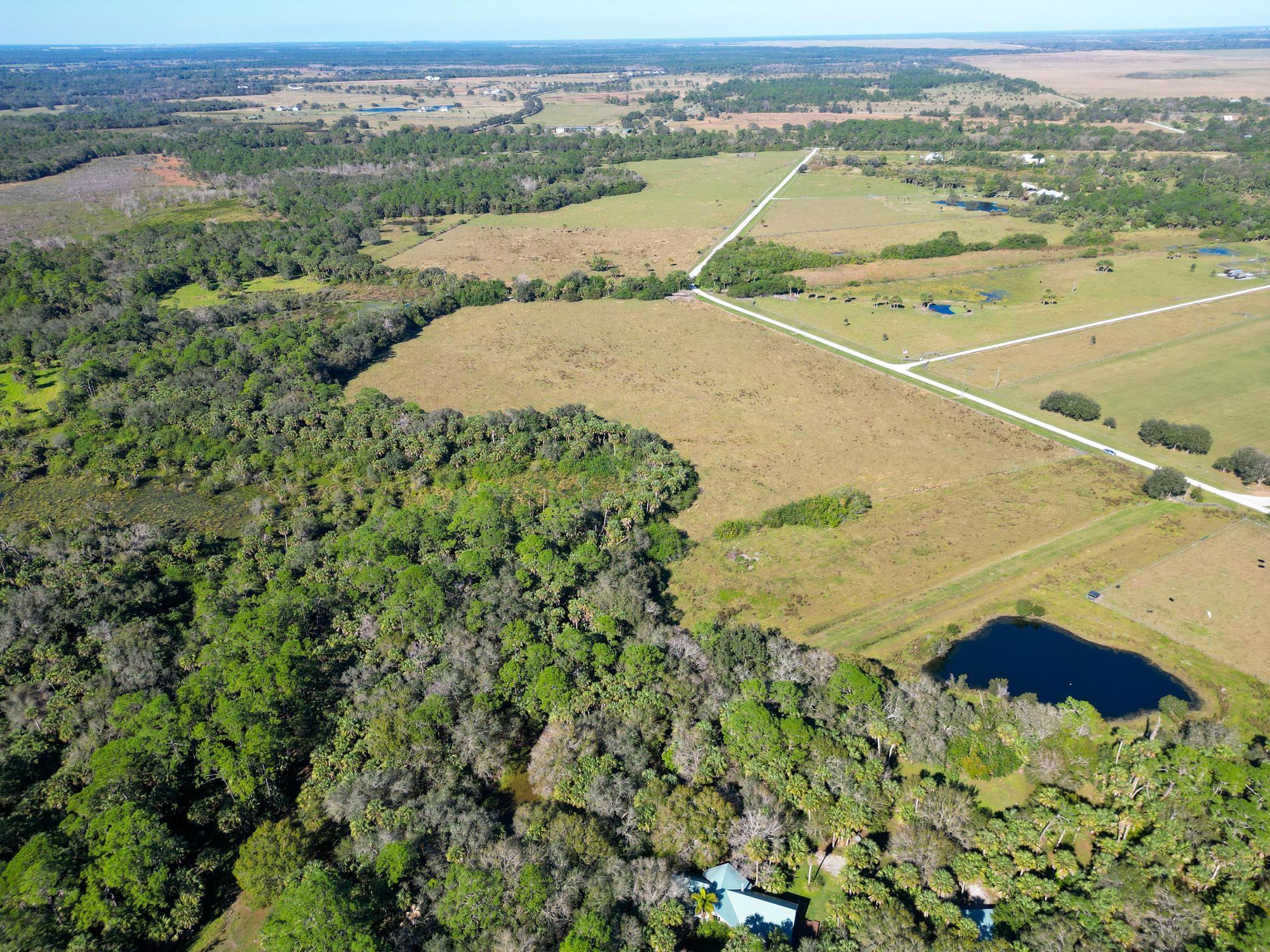 3702 SW Wild Turkey Lane, Okeechobee, FL 34974, Okeechobee - Photo 2