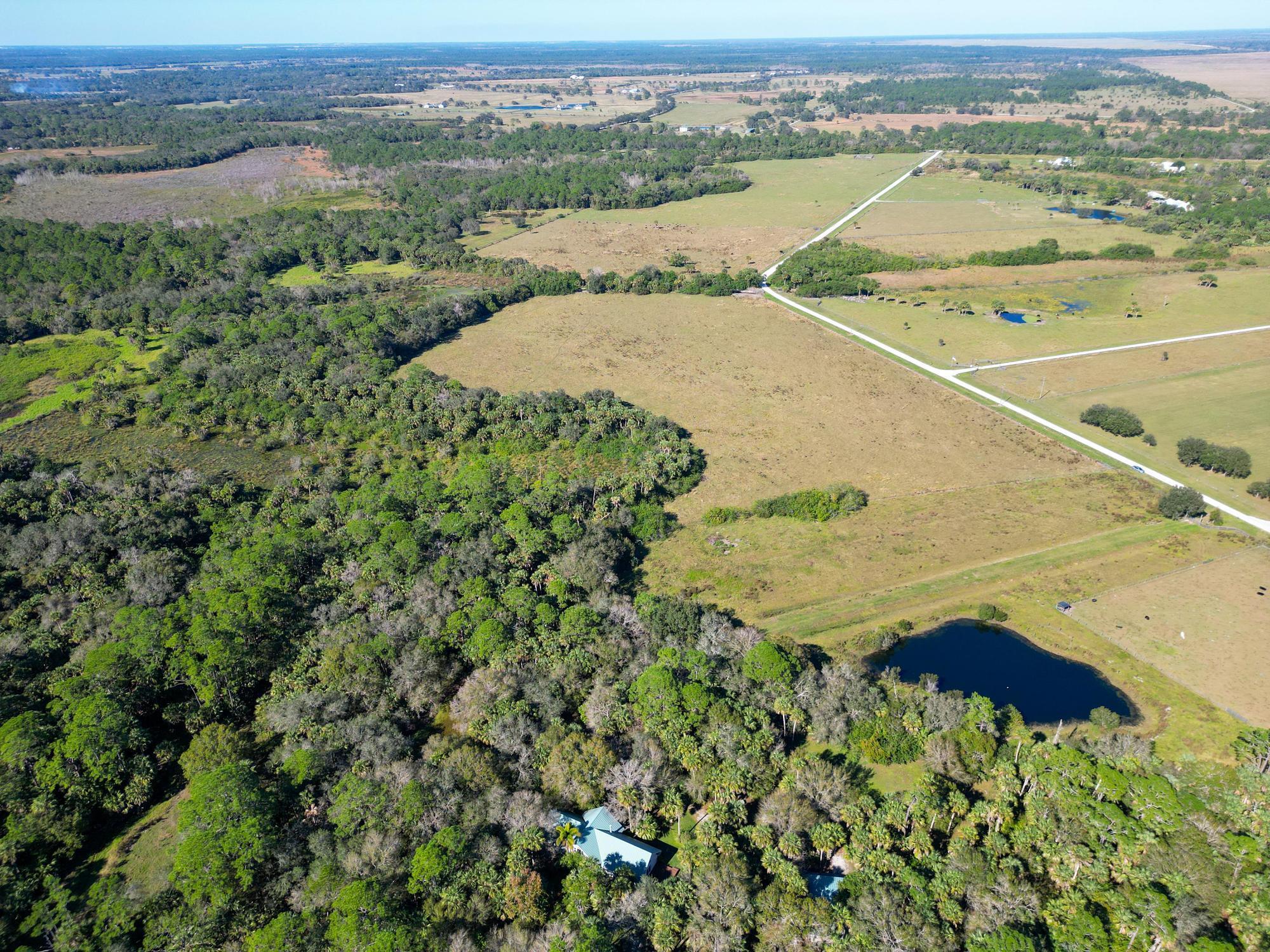 3702 SW Wild Turkey Lane, Okeechobee, FL 34974, Okeechobee - Photo 3