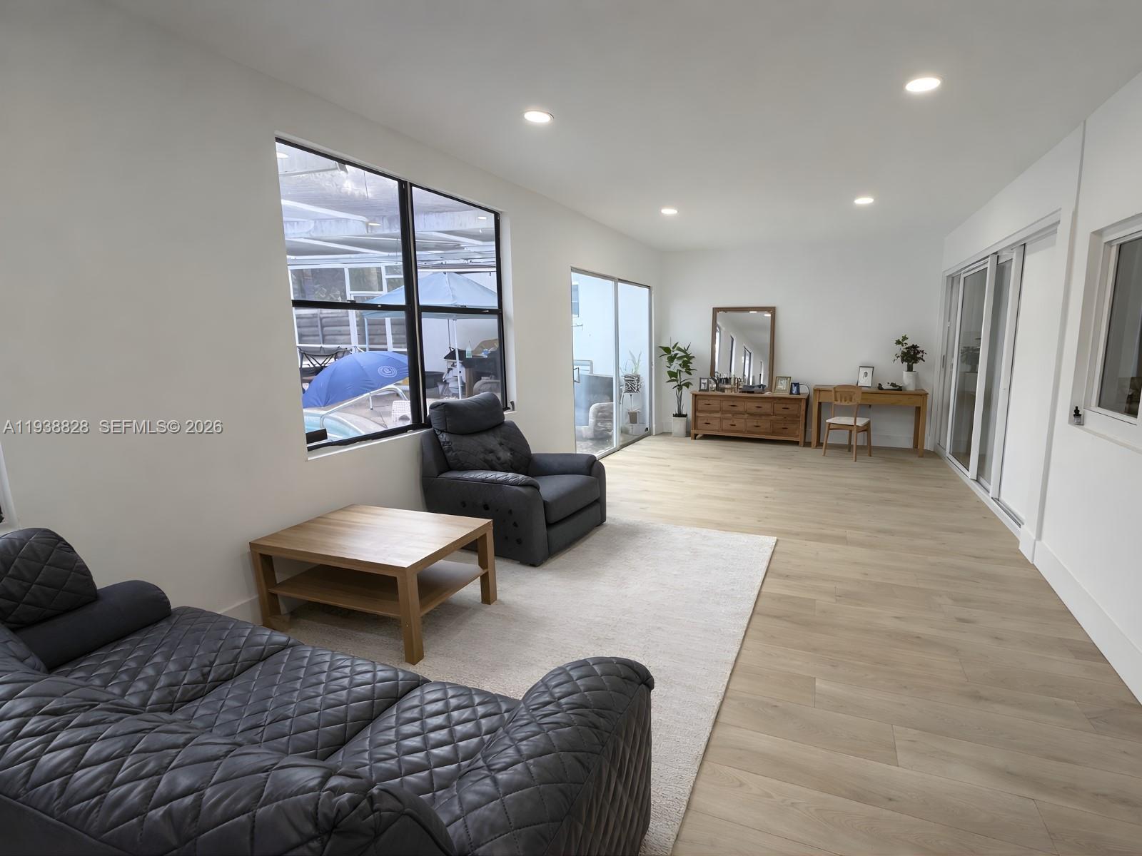 5416 Jefferson Street, Hollywood, FL 33021, Hollywood - Photo 2