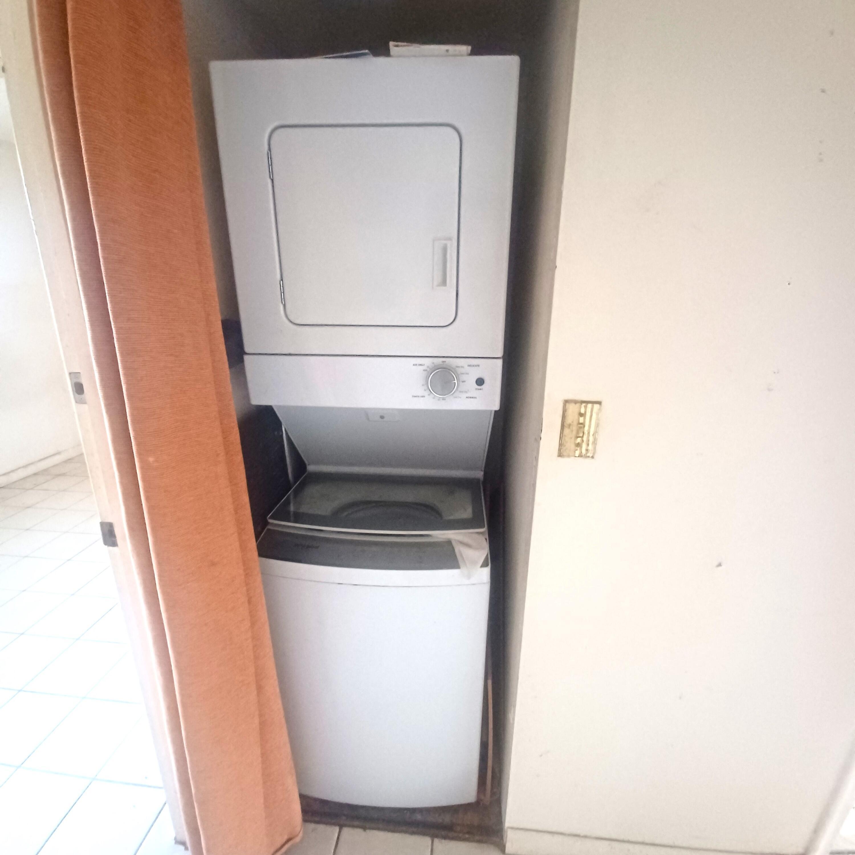 3186 Via Poinciana 311, Greenacres, FL 33467, Greenacres - Photo 4