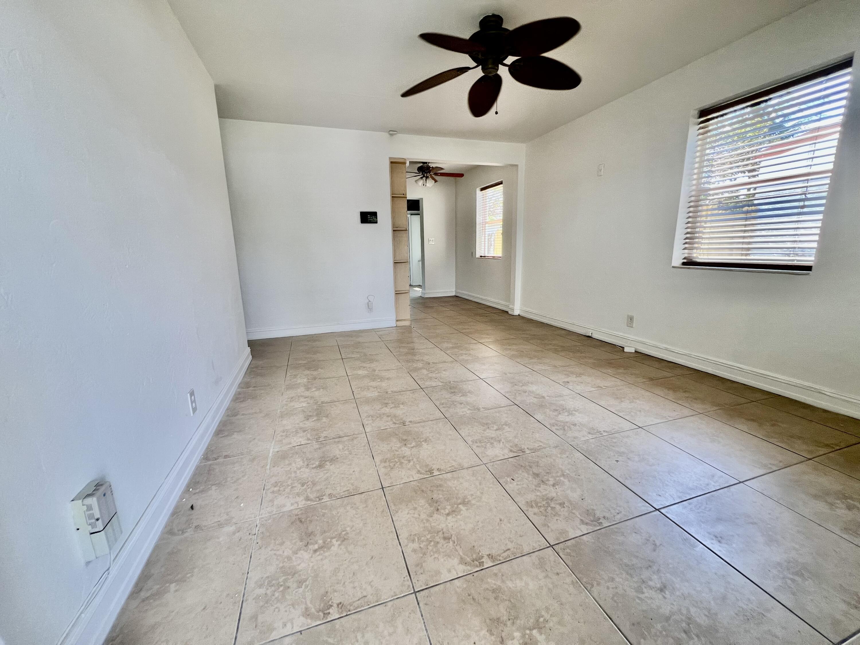 2530 Mckinley Street, Hollywood, FL 33020, Hollywood - Photo 3