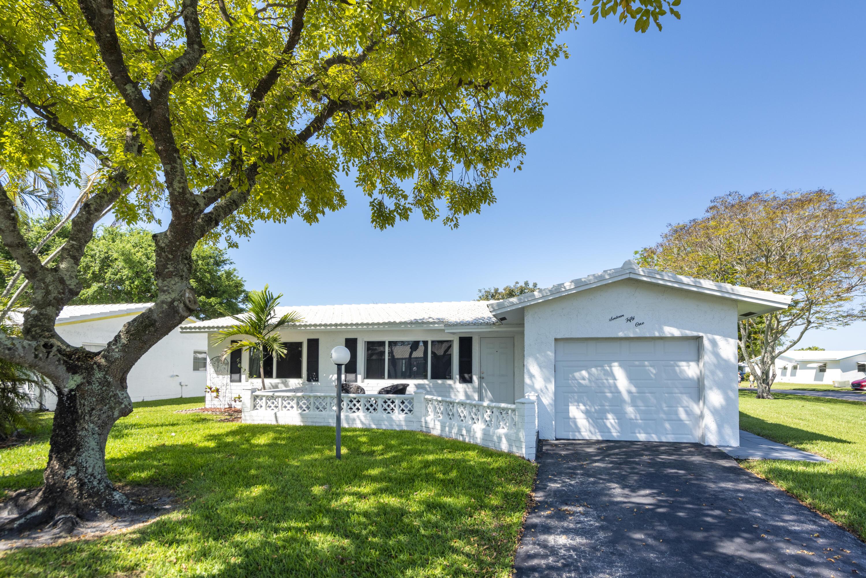 1651 NW 82nd Terrace, Plantation, FL 33322, Plantation