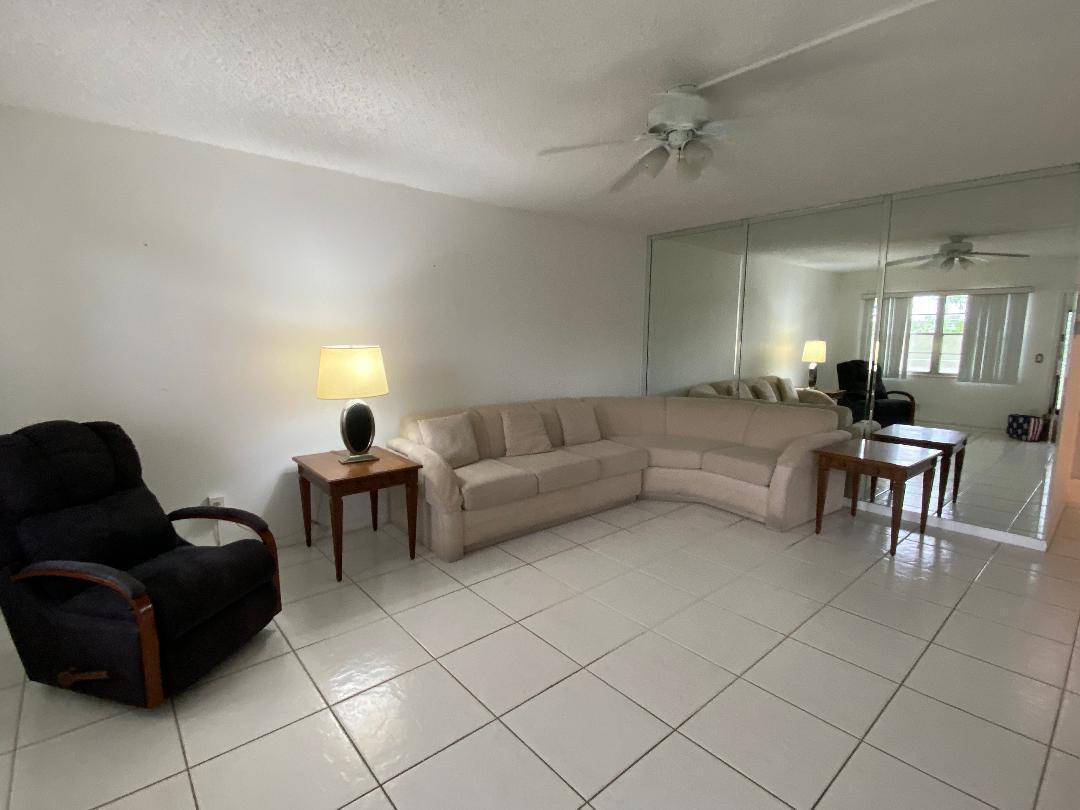 3043 Berkshire C, Deerfield Beach, FL 33442, Deerfield Beach - Photo 5