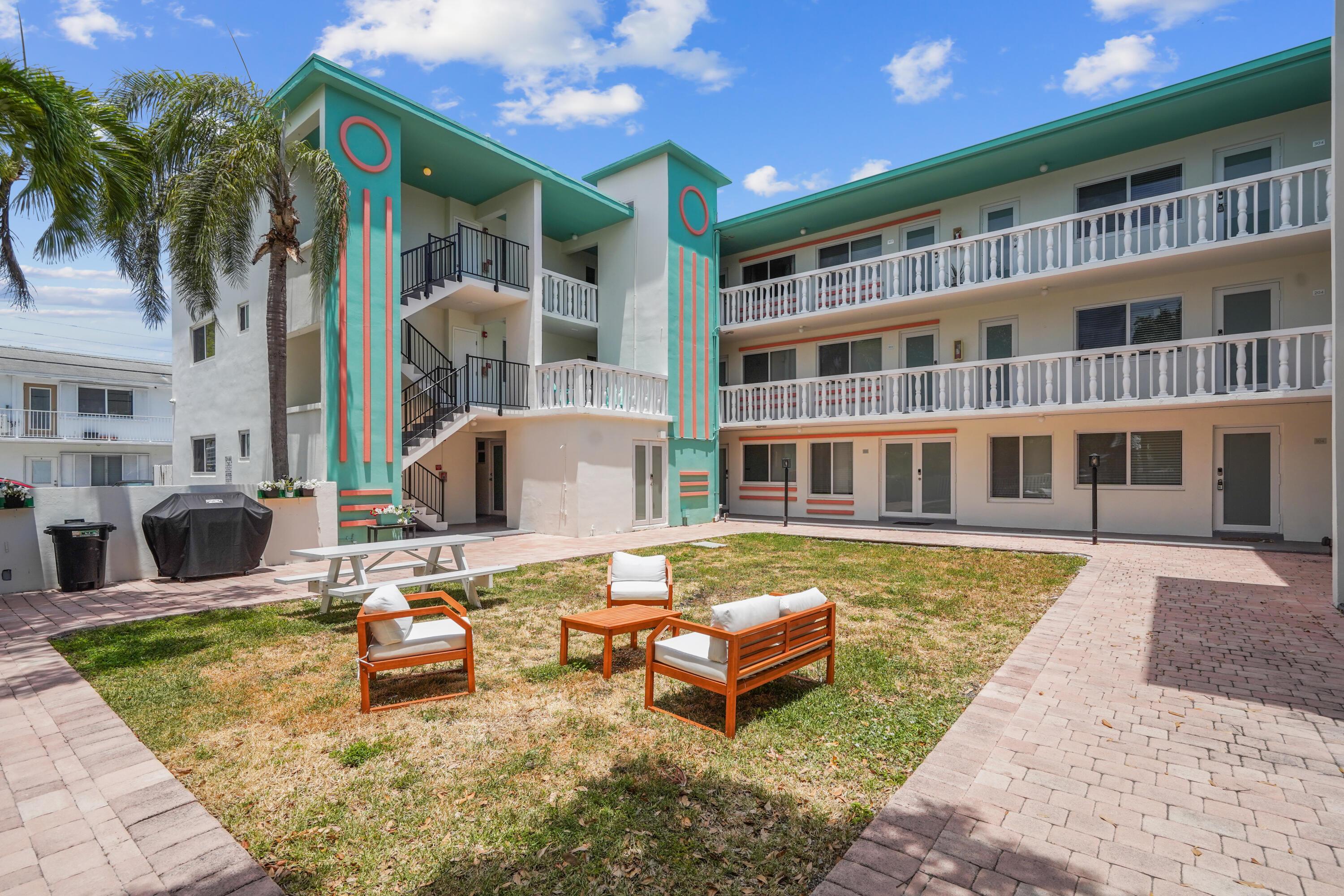 1857 Jefferson Street 201, Hollywood, FL 33020, Hollywood