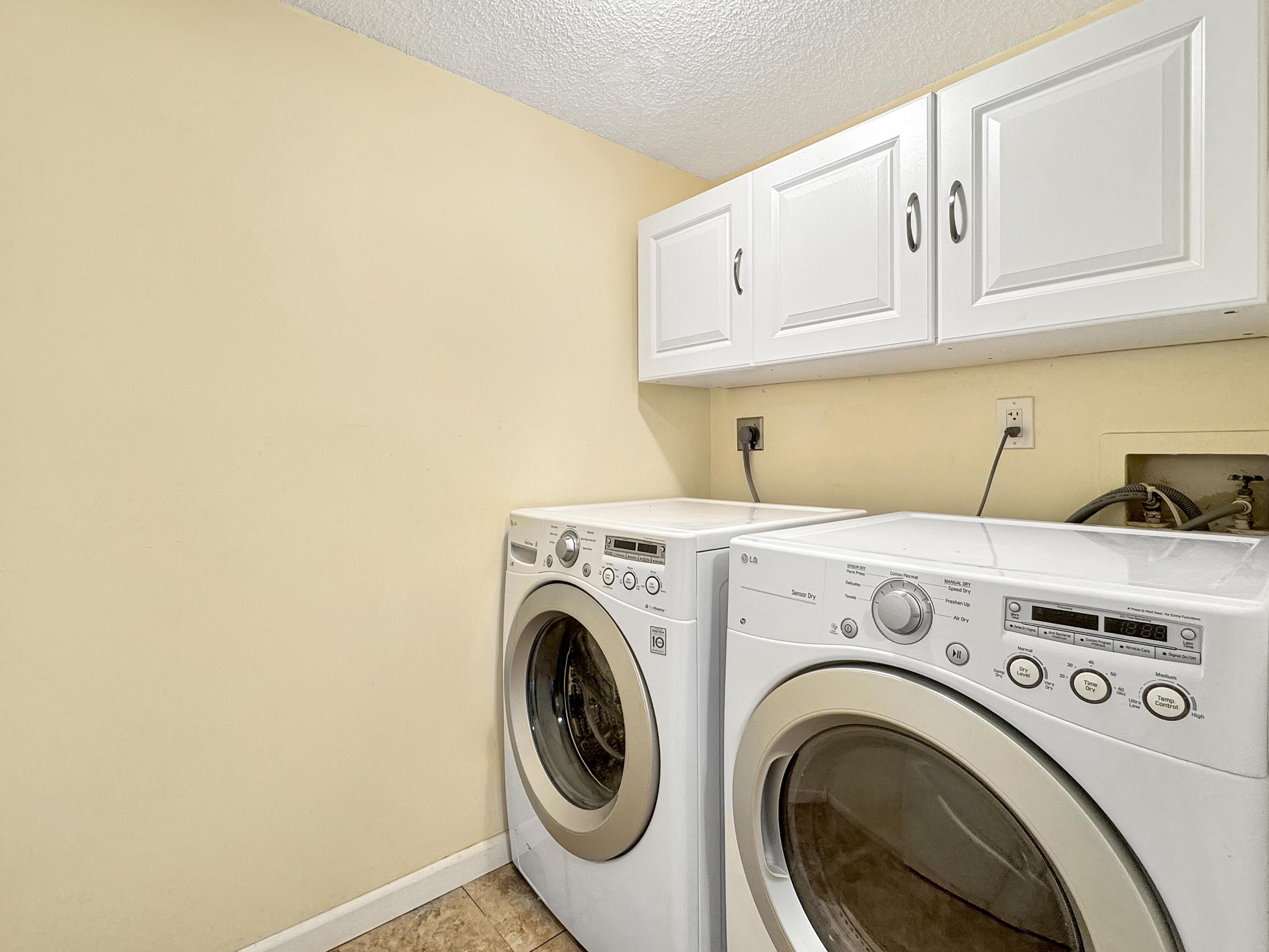 3083 N Oakland Forest Drive 306, Oakland Park, FL 33309, Oakland Park - Photo 5