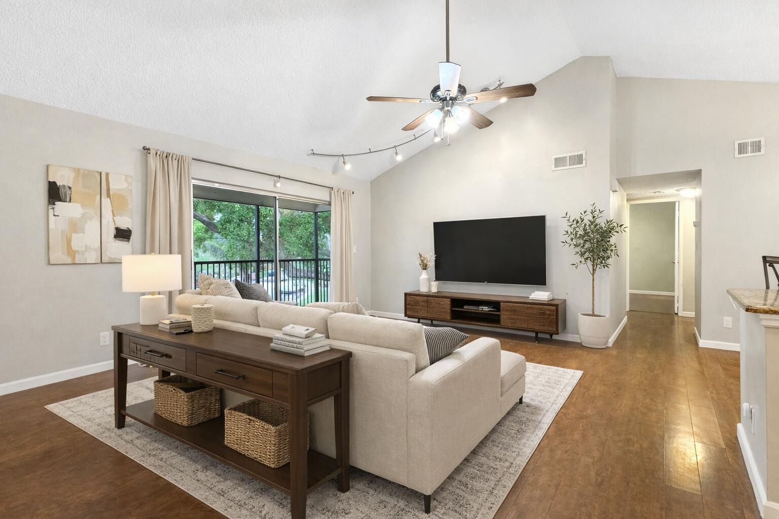 3083 N Oakland Forest Drive 306, Oakland Park, FL 33309, Oakland Park