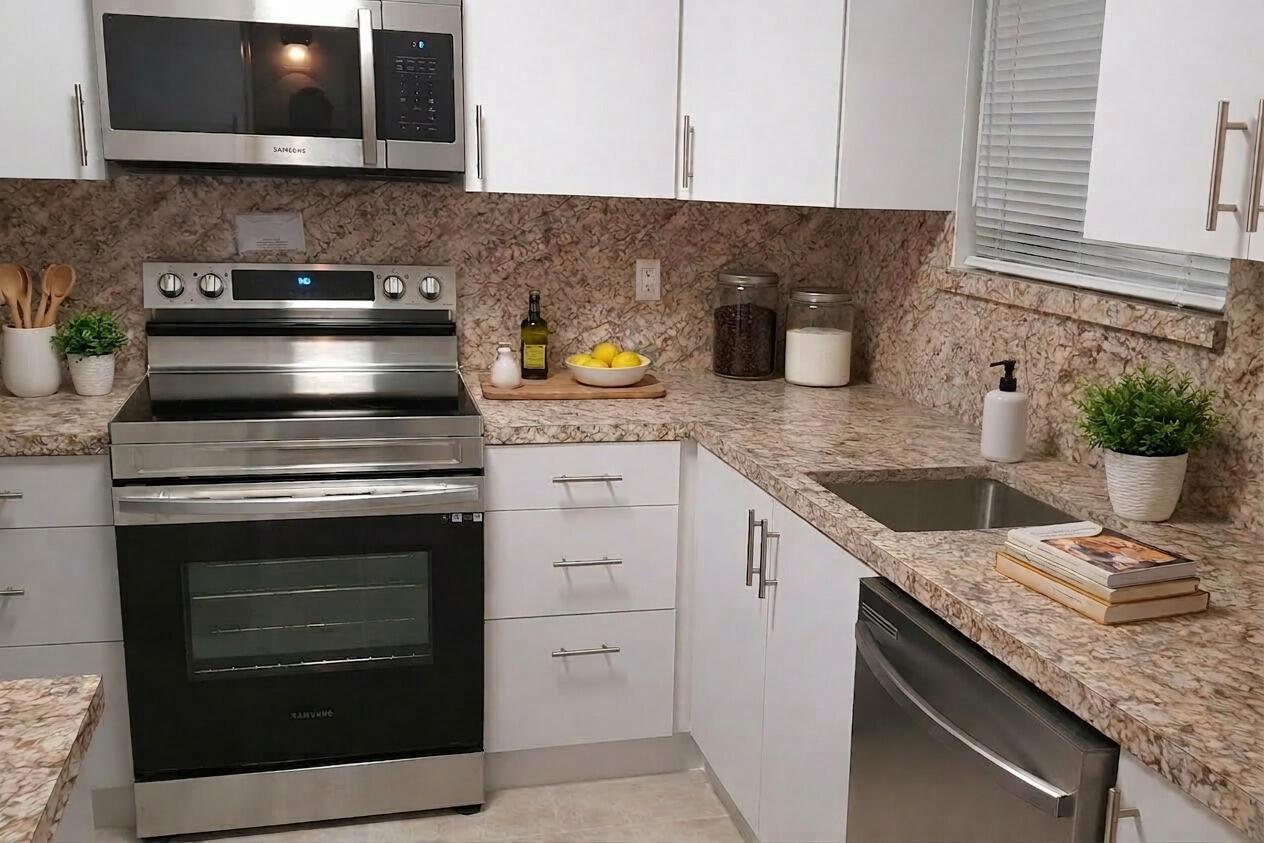 11453 NW 39th Court 211, Coral Springs, FL 33065, Coral Springs - Photo 4