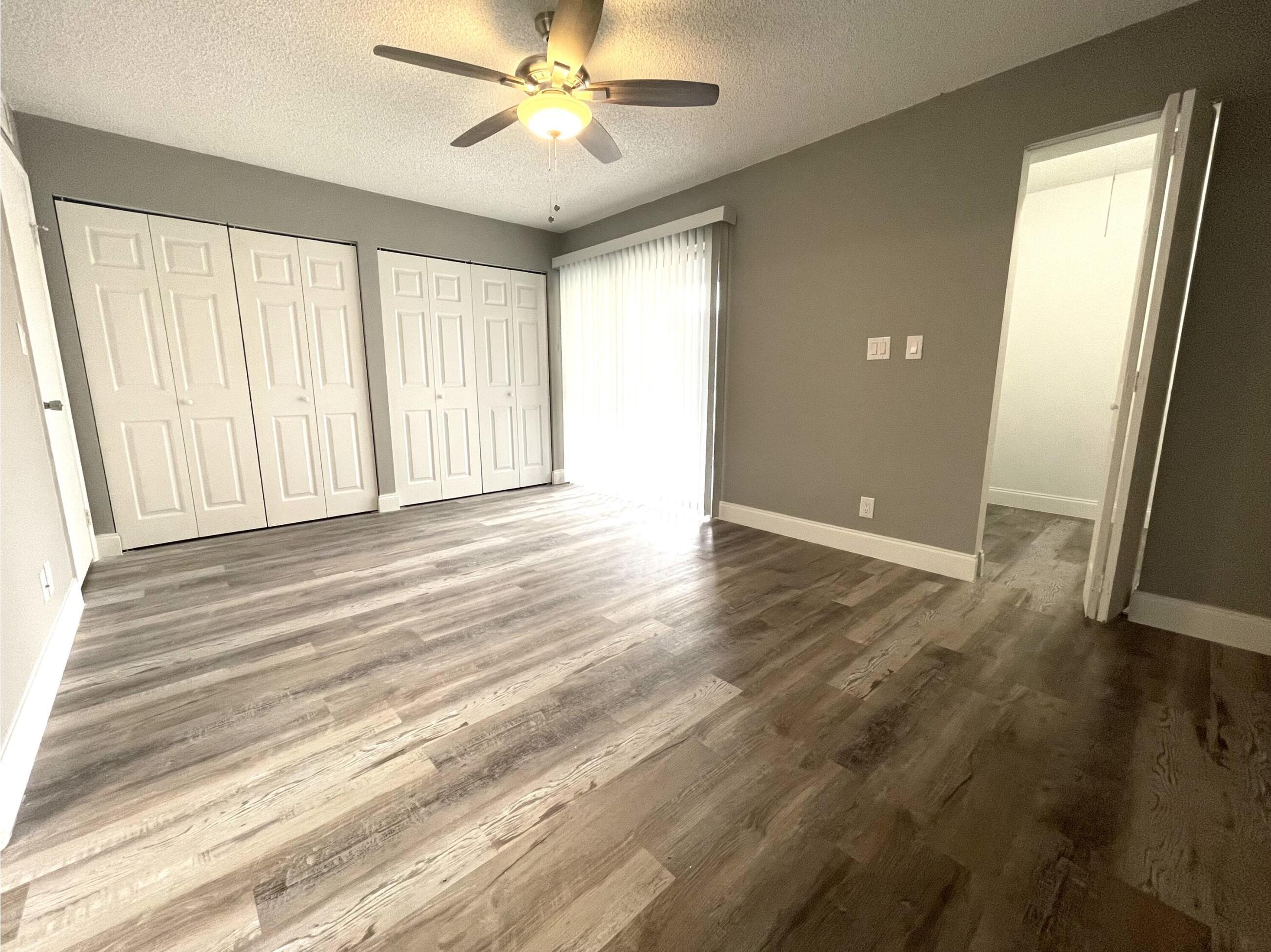 700 Village Green Court 319, Palm Springs, FL 33461, Palm Springs - Photo 2