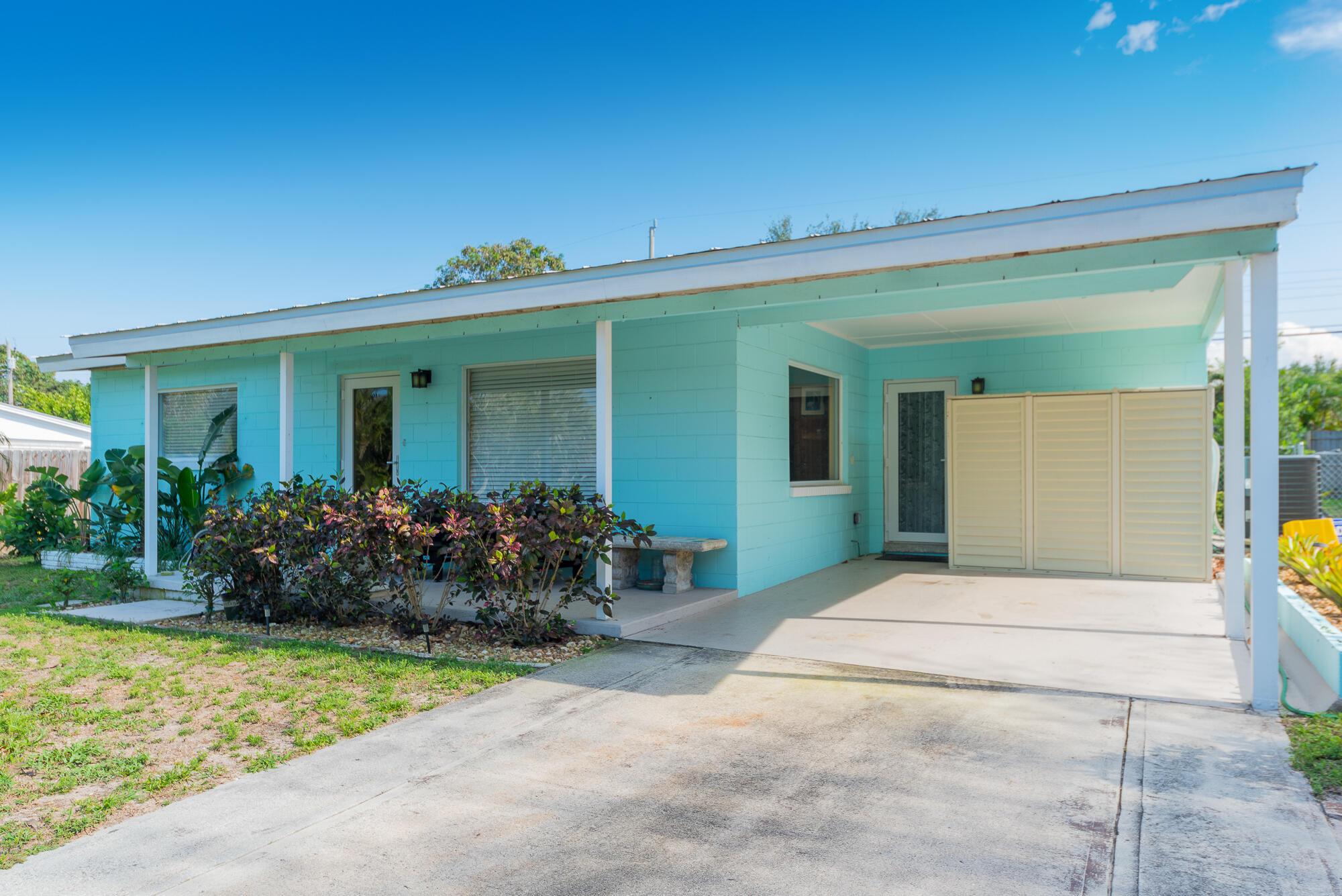 2574 NE Roberta Street, Jensen Beach, FL 34957, Jensen Beach
