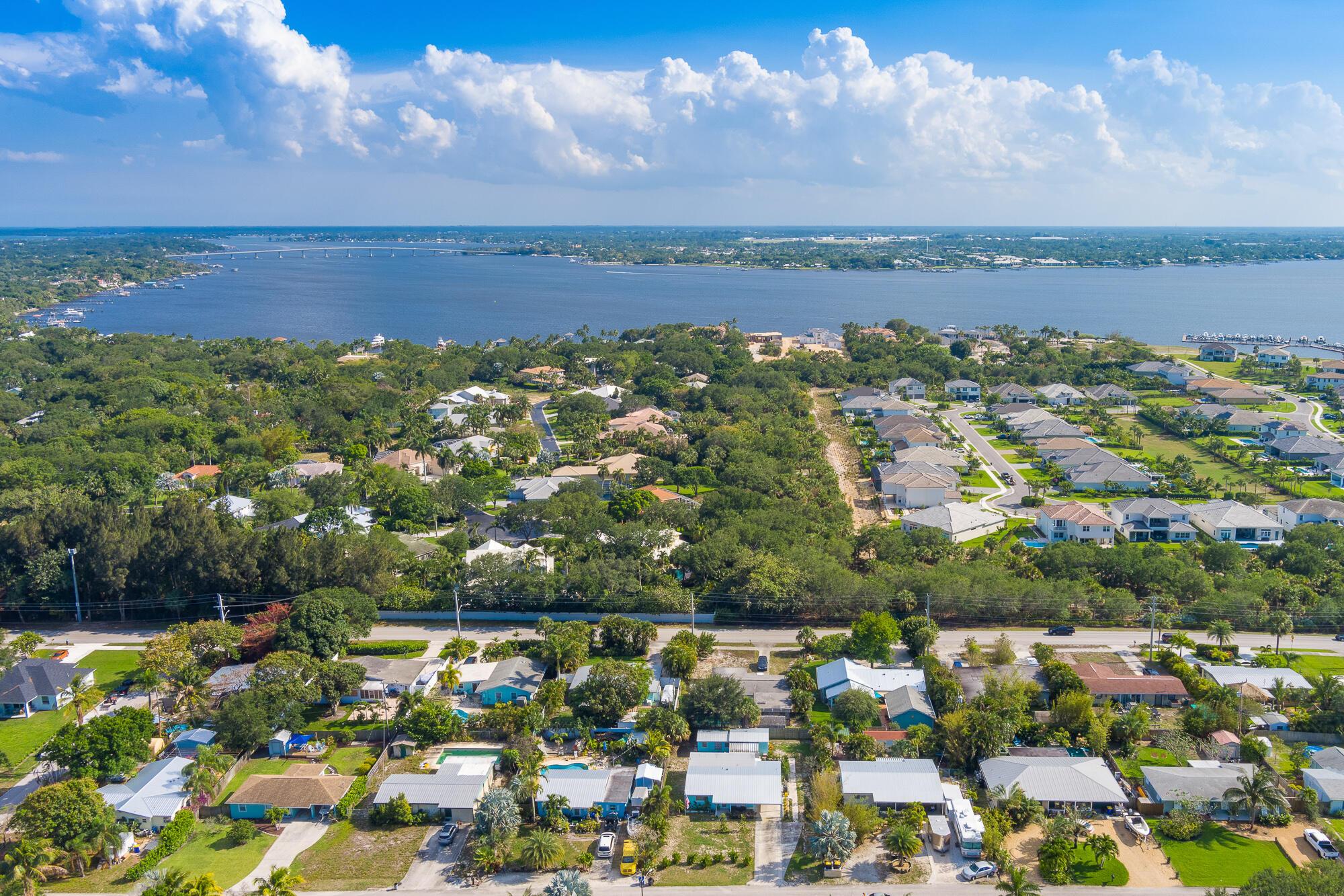 2574 NE Roberta Street, Jensen Beach, FL 34957, Jensen Beach - Photo 3
