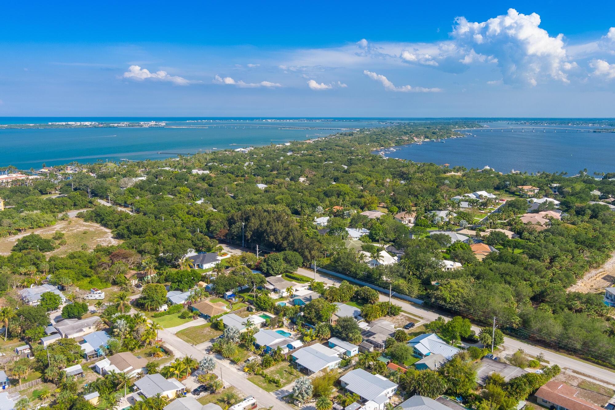 2574 NE Roberta Street, Jensen Beach, FL 34957, Jensen Beach - Photo 5