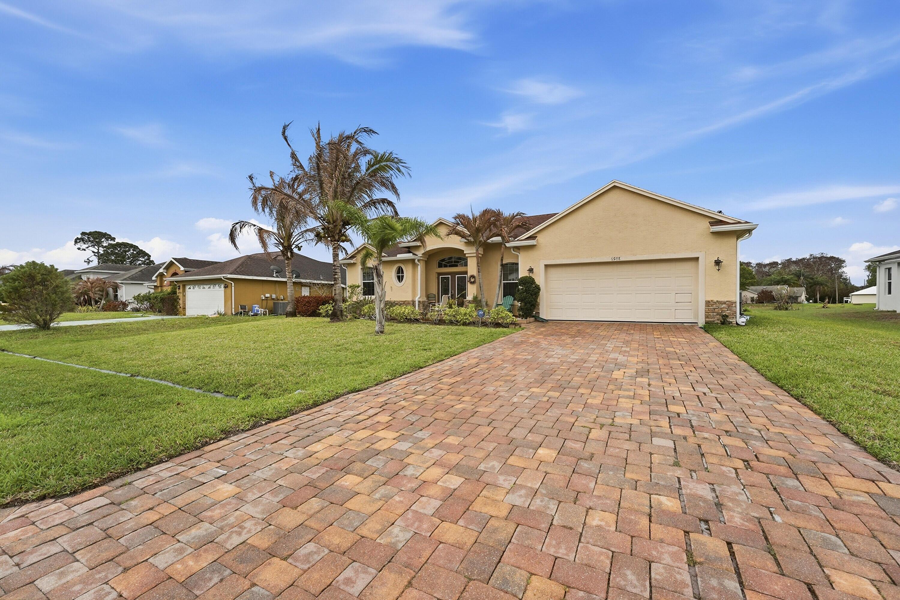 6988 NW Hartney Way, Port St. Lucie, FL 34983, Port St. Lucie - Photo 2