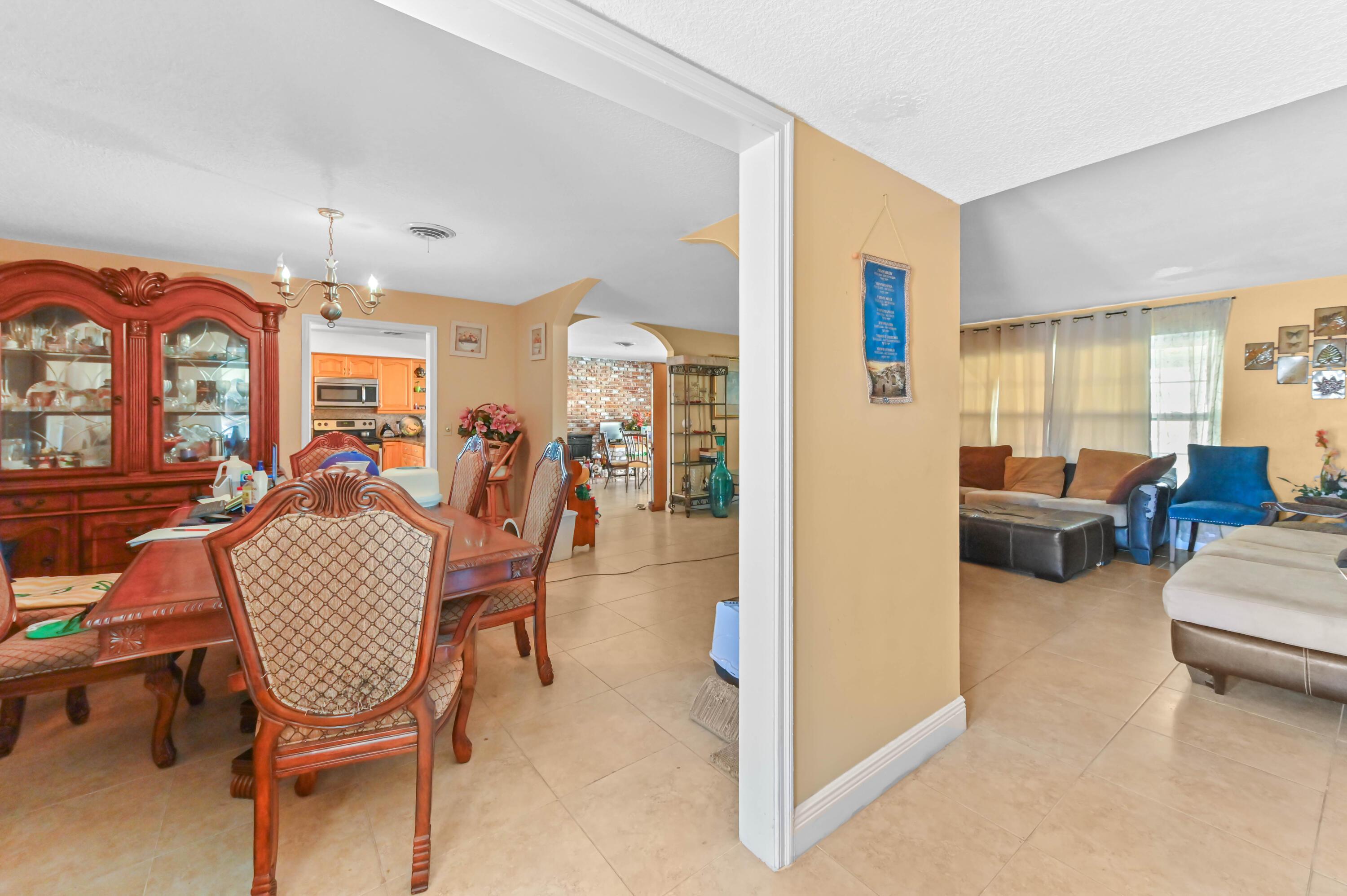 315 SW 12th Avenue, Boynton Beach, FL 33435, Boynton Beach - Photo 4