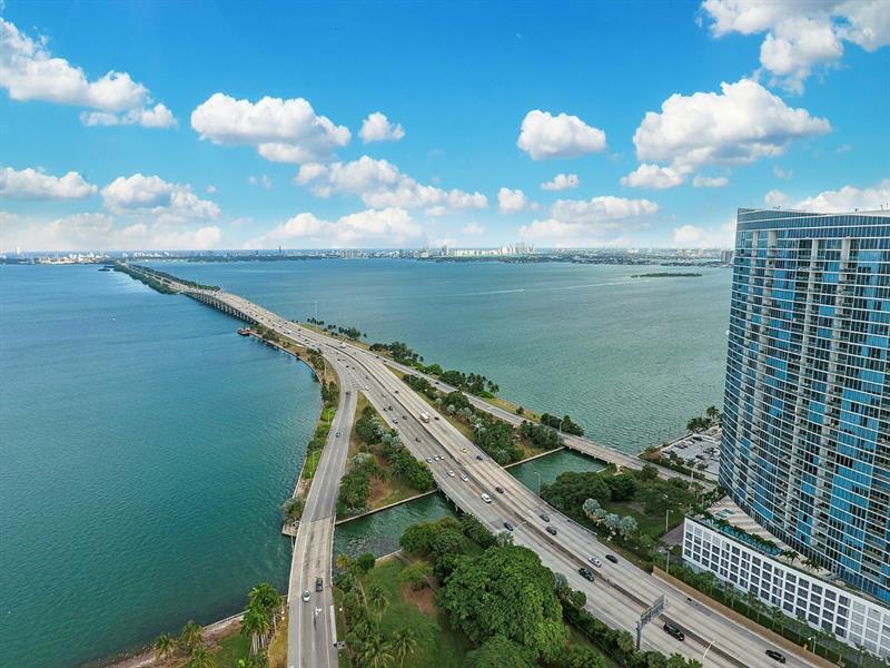 601 NE 36th Street 2806, Miami, FL 33137, Miami - Photo 2