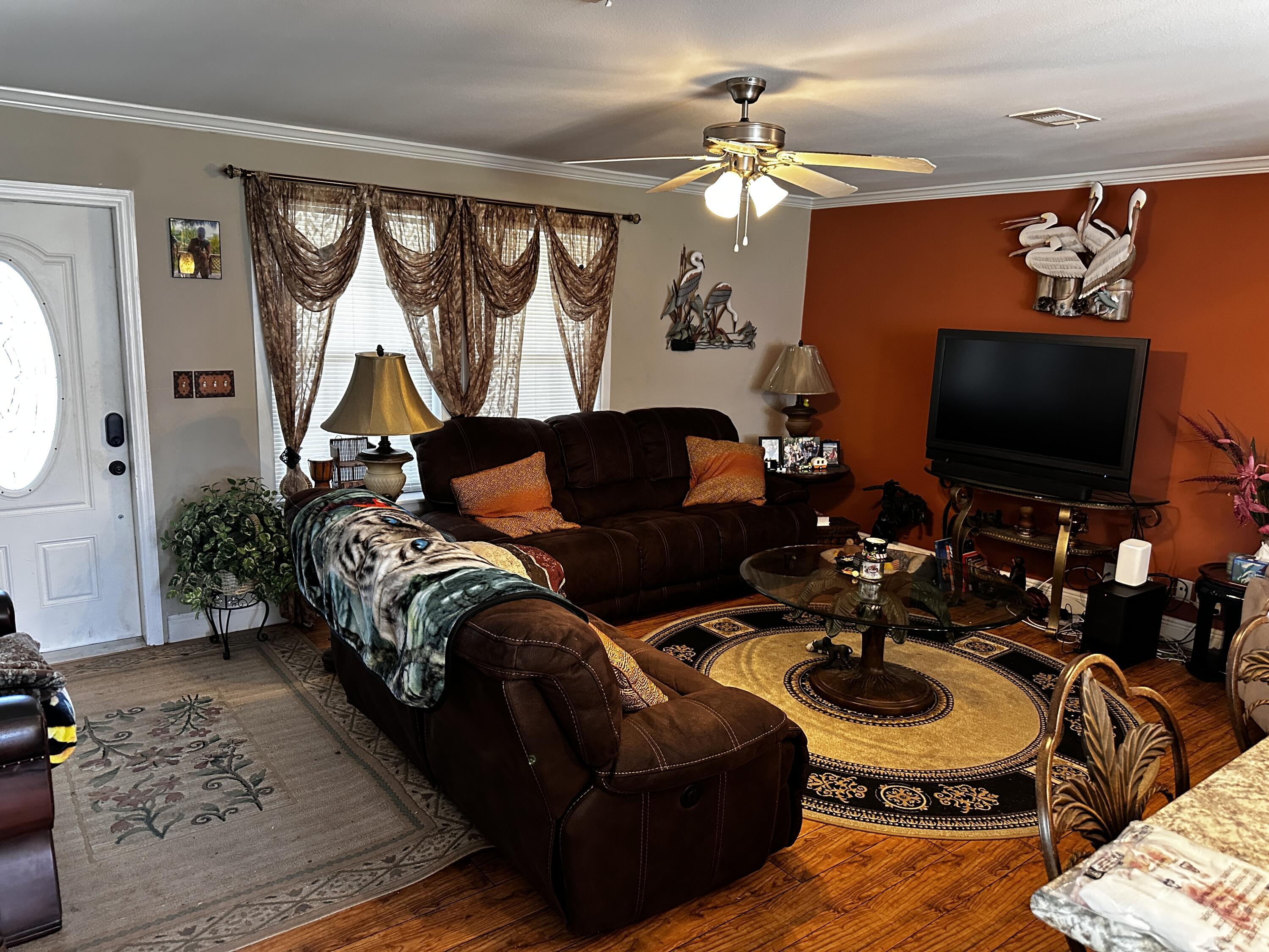 7921 SE Paradise Drive, Stuart, FL 34997, Stuart - Photo 4