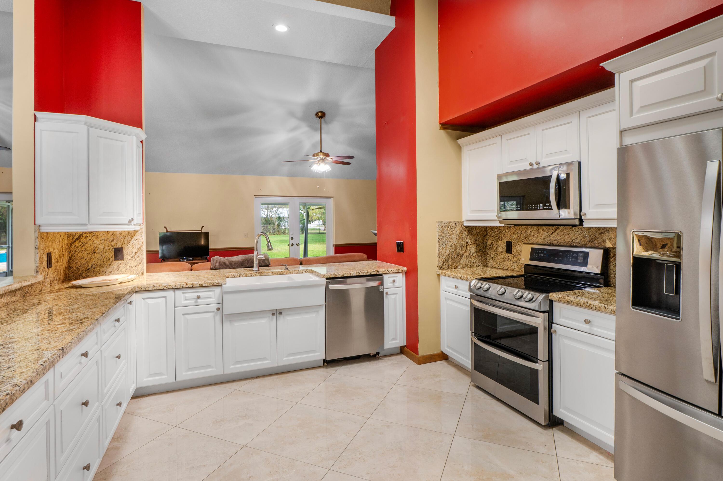 14035 SW 20th Street, Davie, FL 33325, Davie - Photo 4