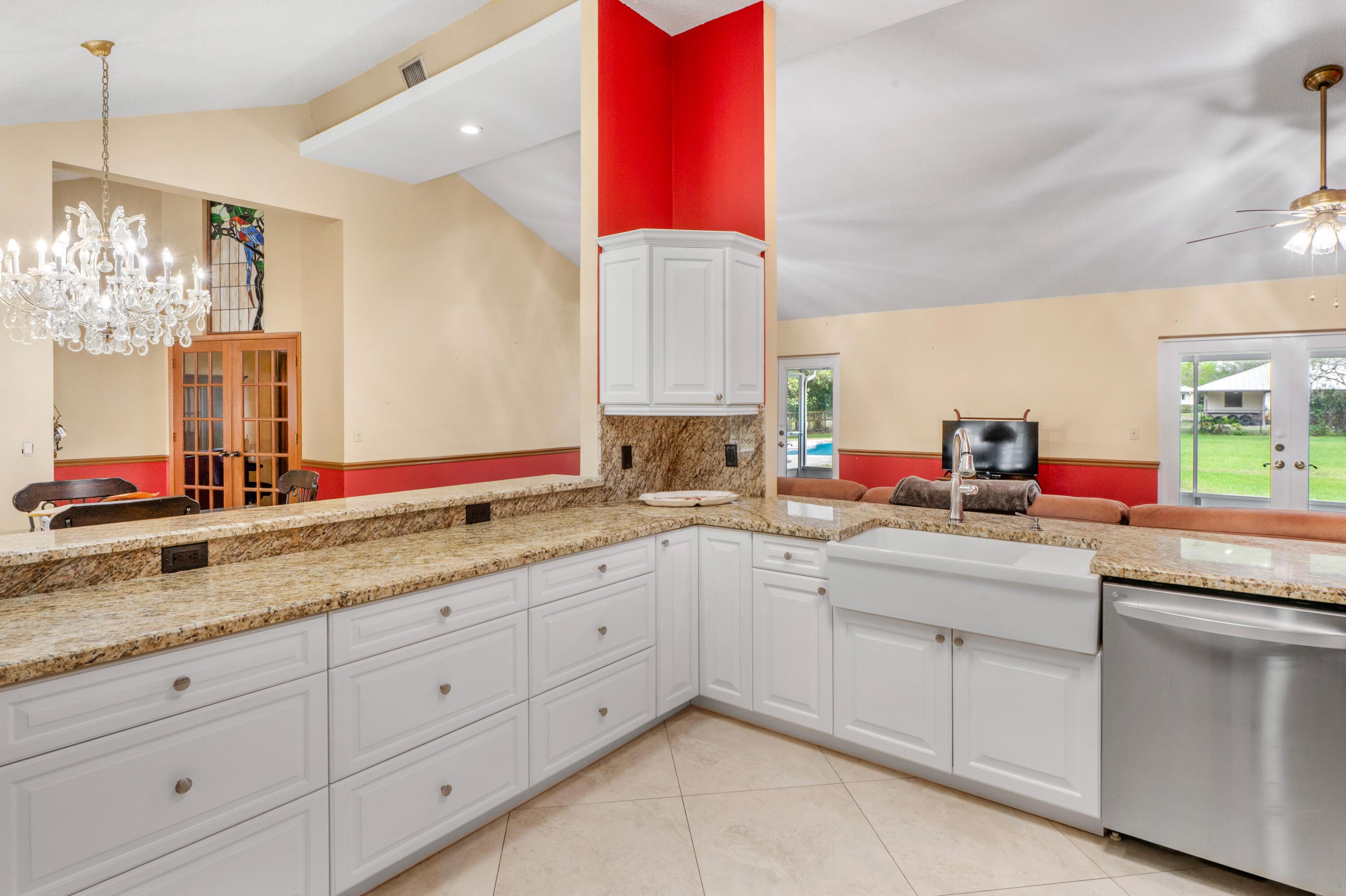 14035 SW 20th Street, Davie, FL 33325, Davie - Photo 5