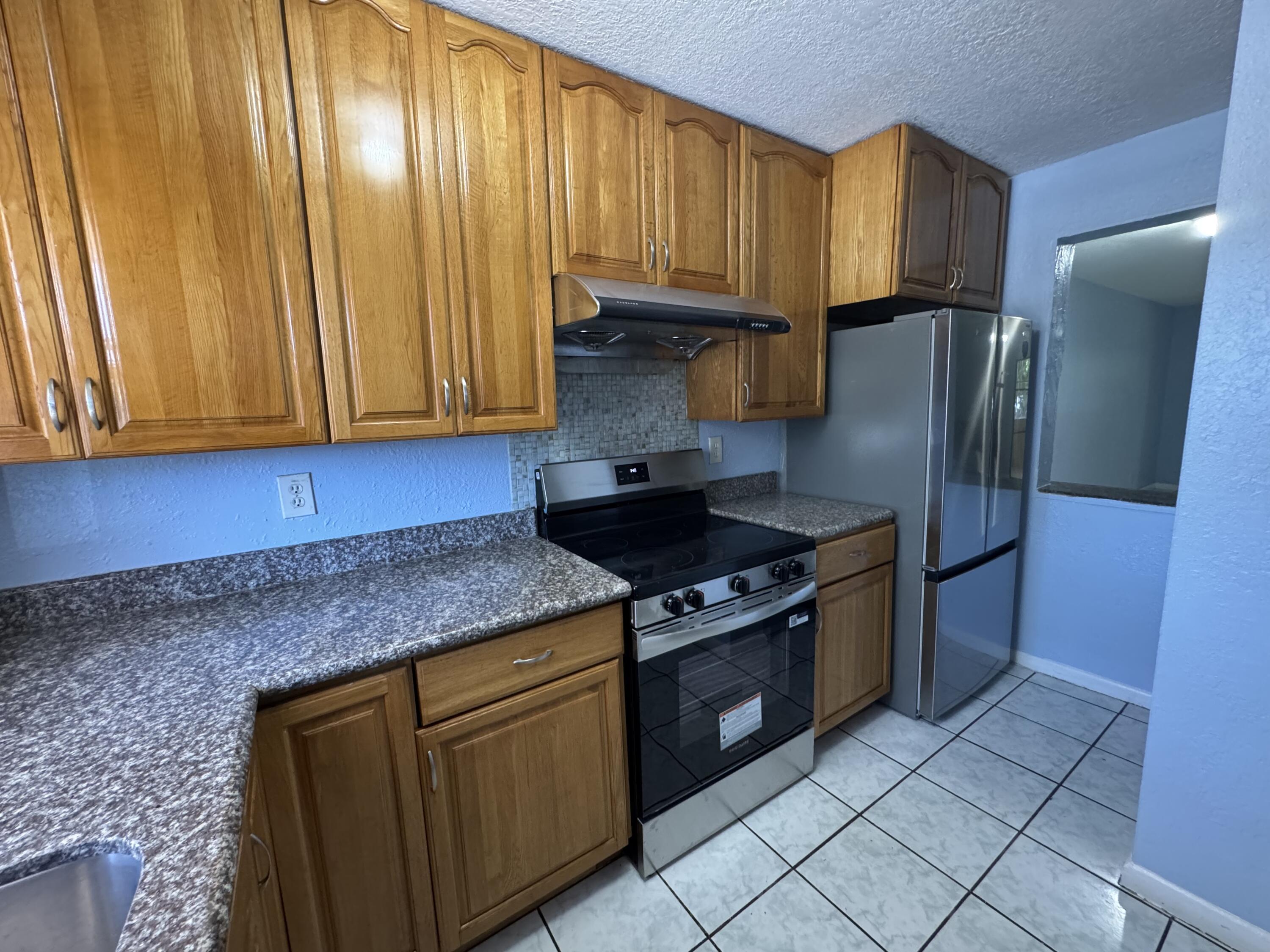 10987 Royal Palm Boulevard 9, Coral Springs, FL 33065, Coral Springs - Photo 4