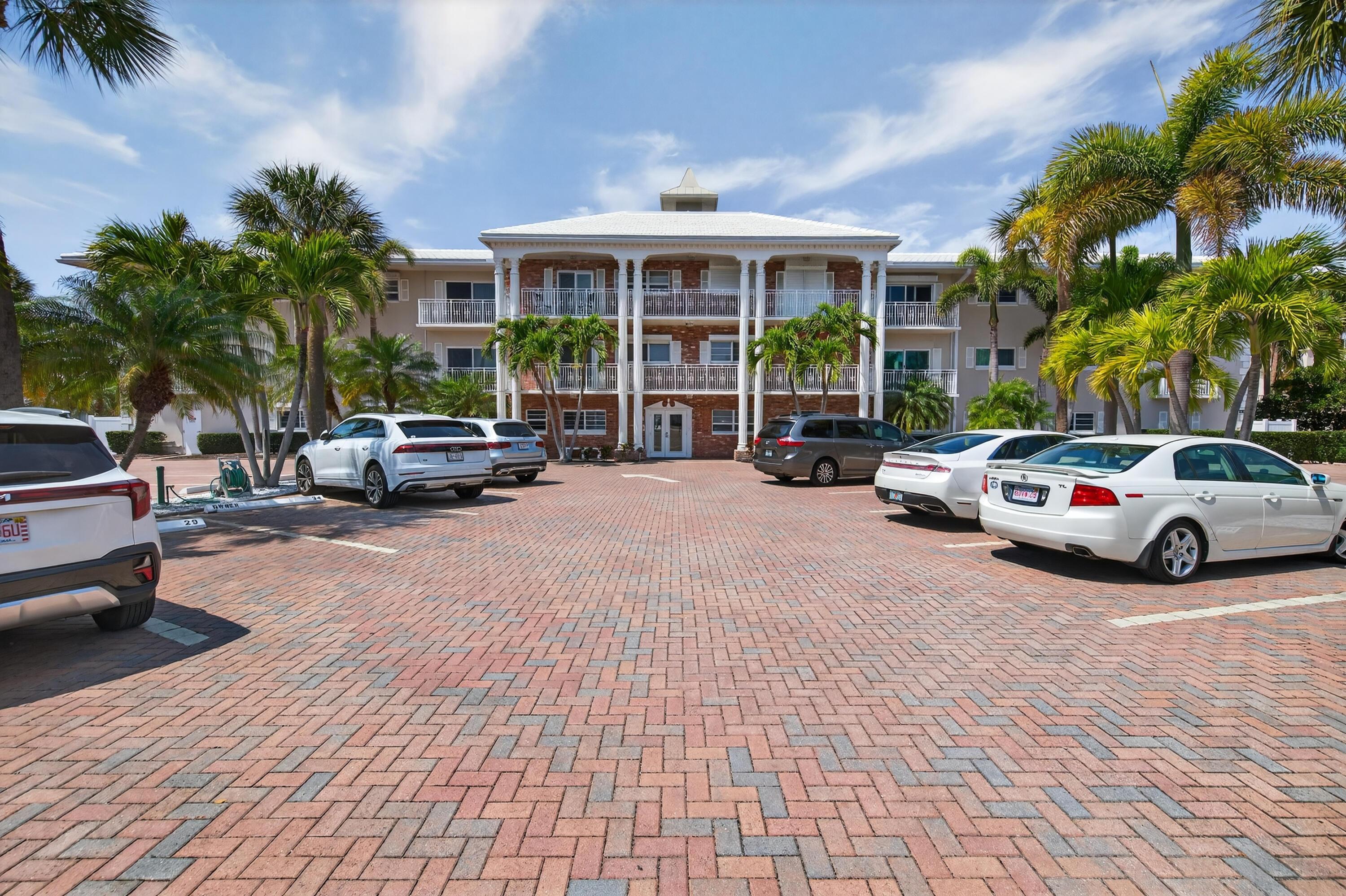 1198 Hillsboro Mile 324, Hillsboro Beach, FL 33062, Hillsboro Beach - Photo 3