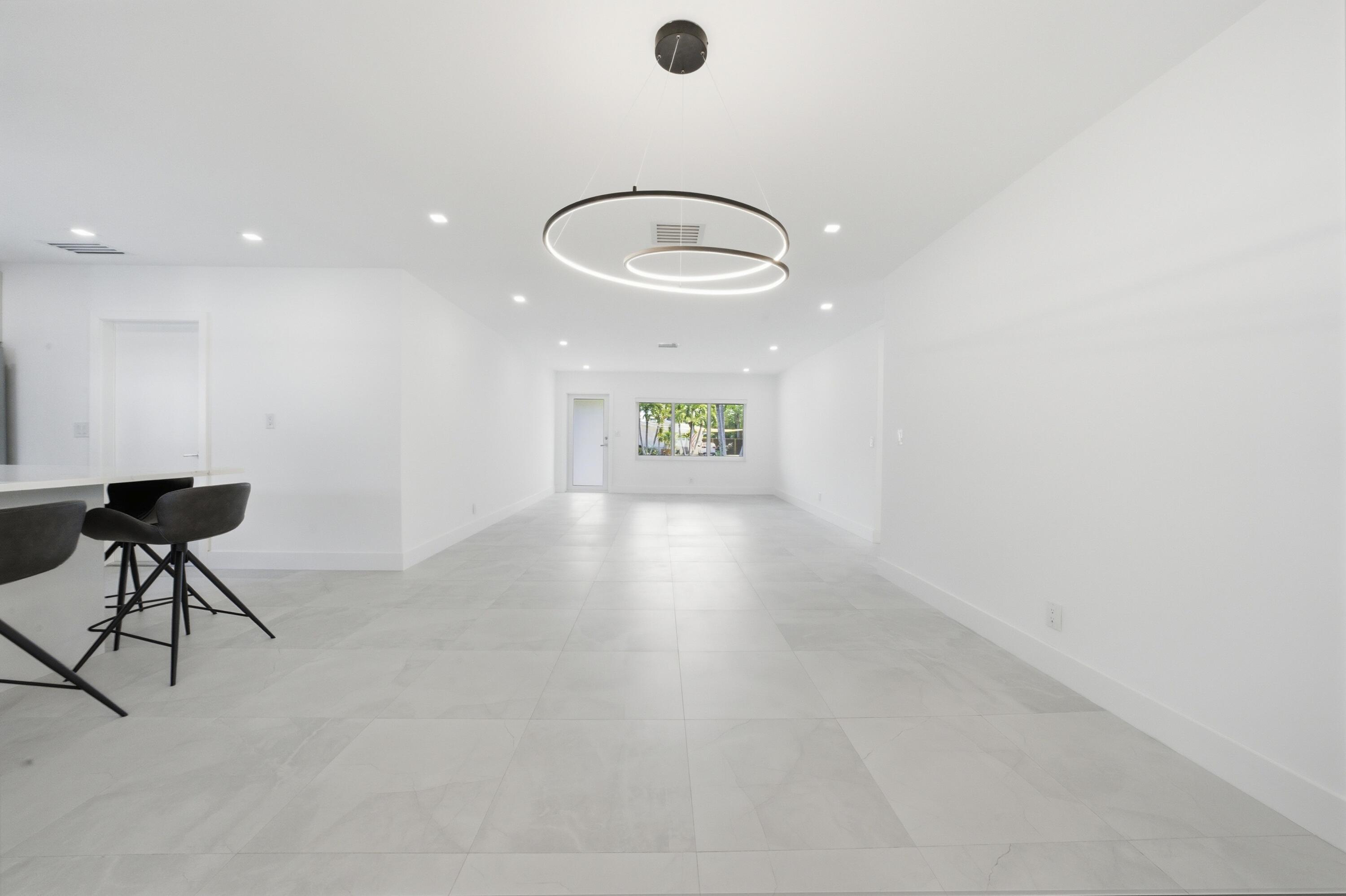 2001 NE 17th Way, Fort Lauderdale, FL 33305, Fort Lauderdale - Photo 5