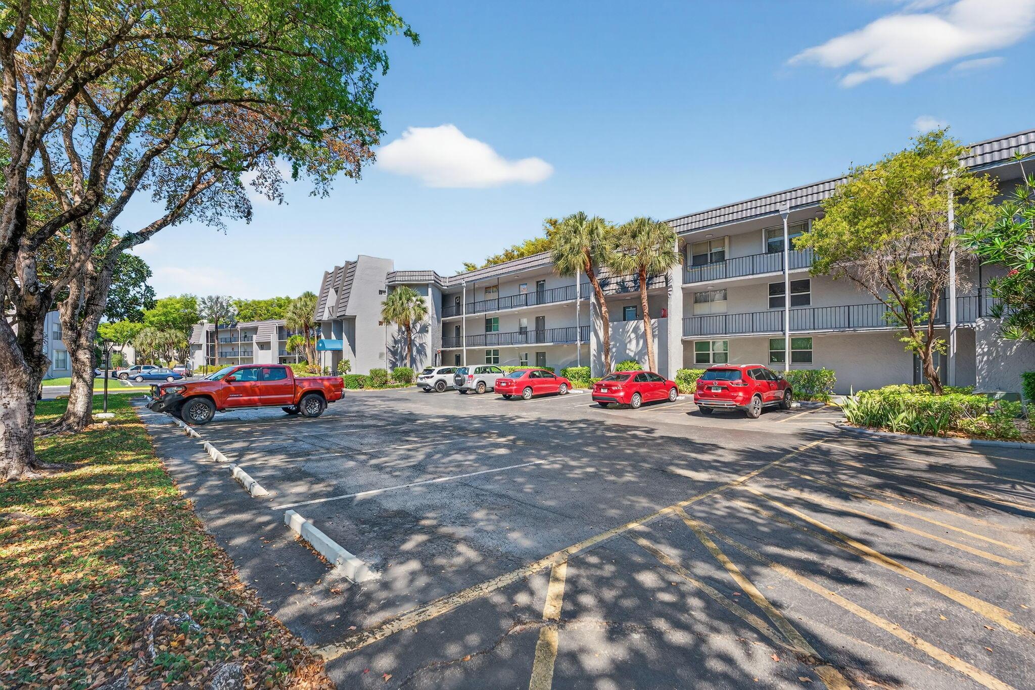 9081 Lime Bay Boulevard 209, Tamarac, FL 33321, Tamarac - Photo 2