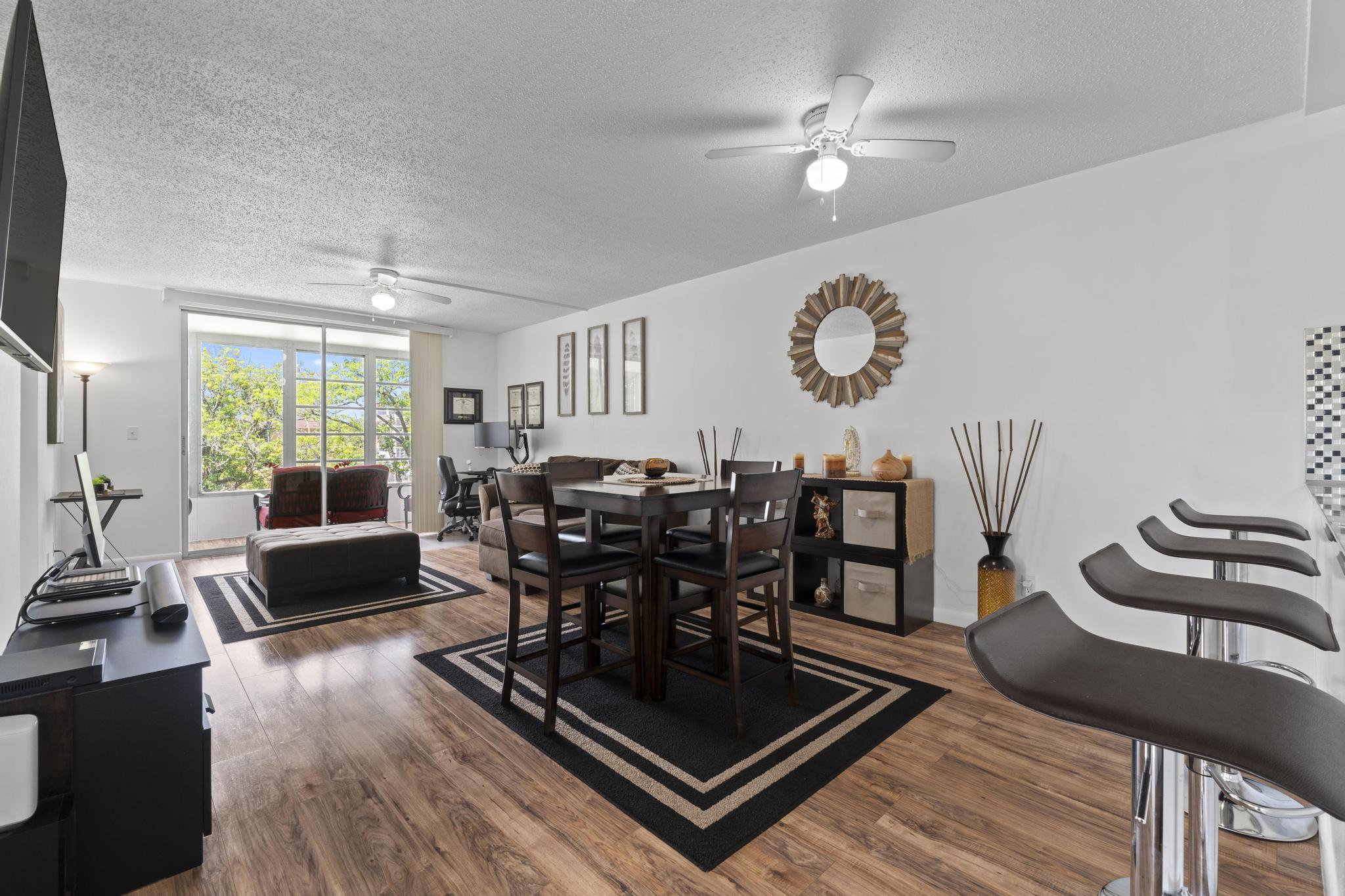 5275 NW 10th Court 305, Plantation, FL 33313, Plantation