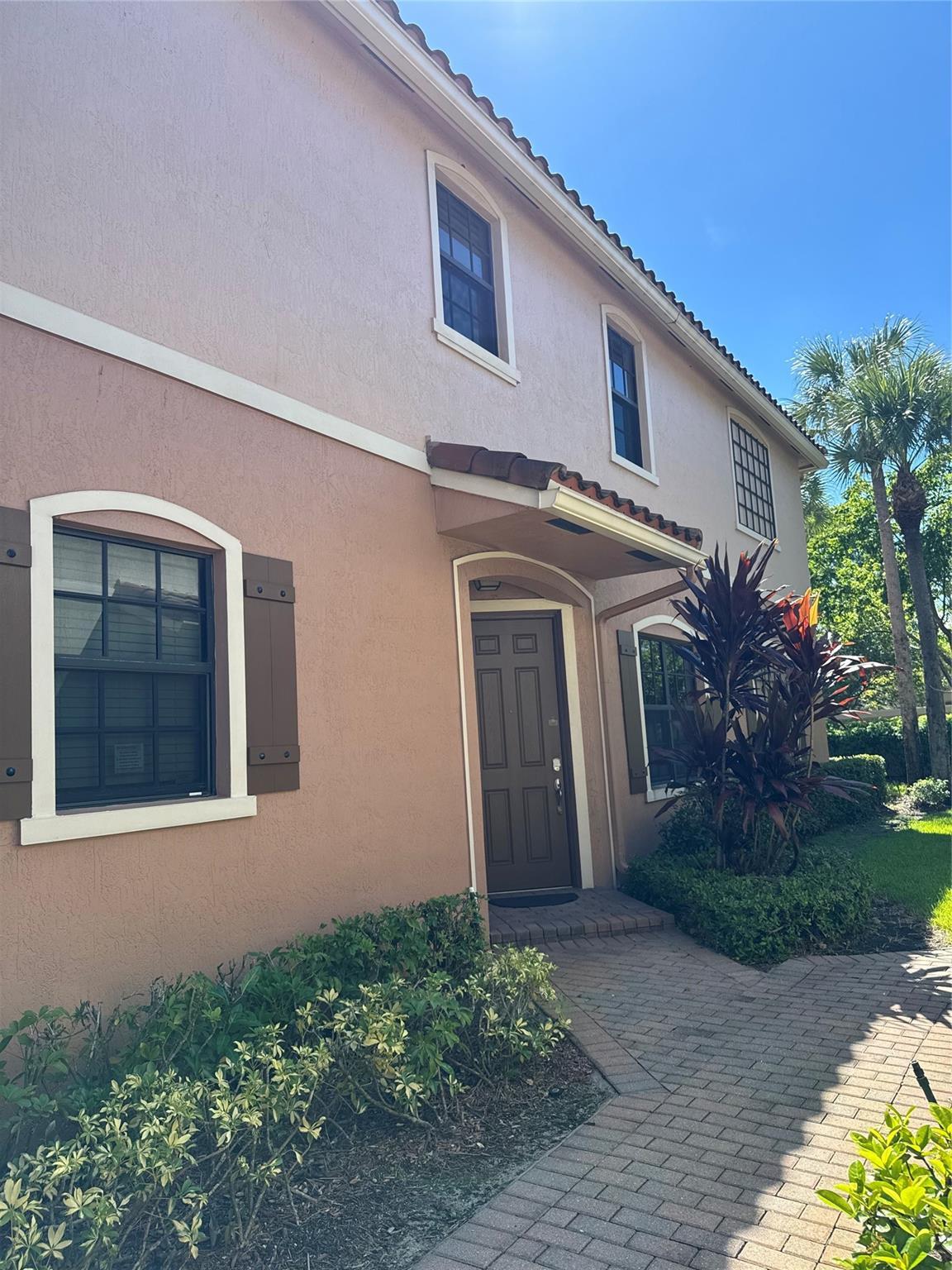 127 Riverwalk Circle W, Plantation, FL 33325, Plantation - Photo 2