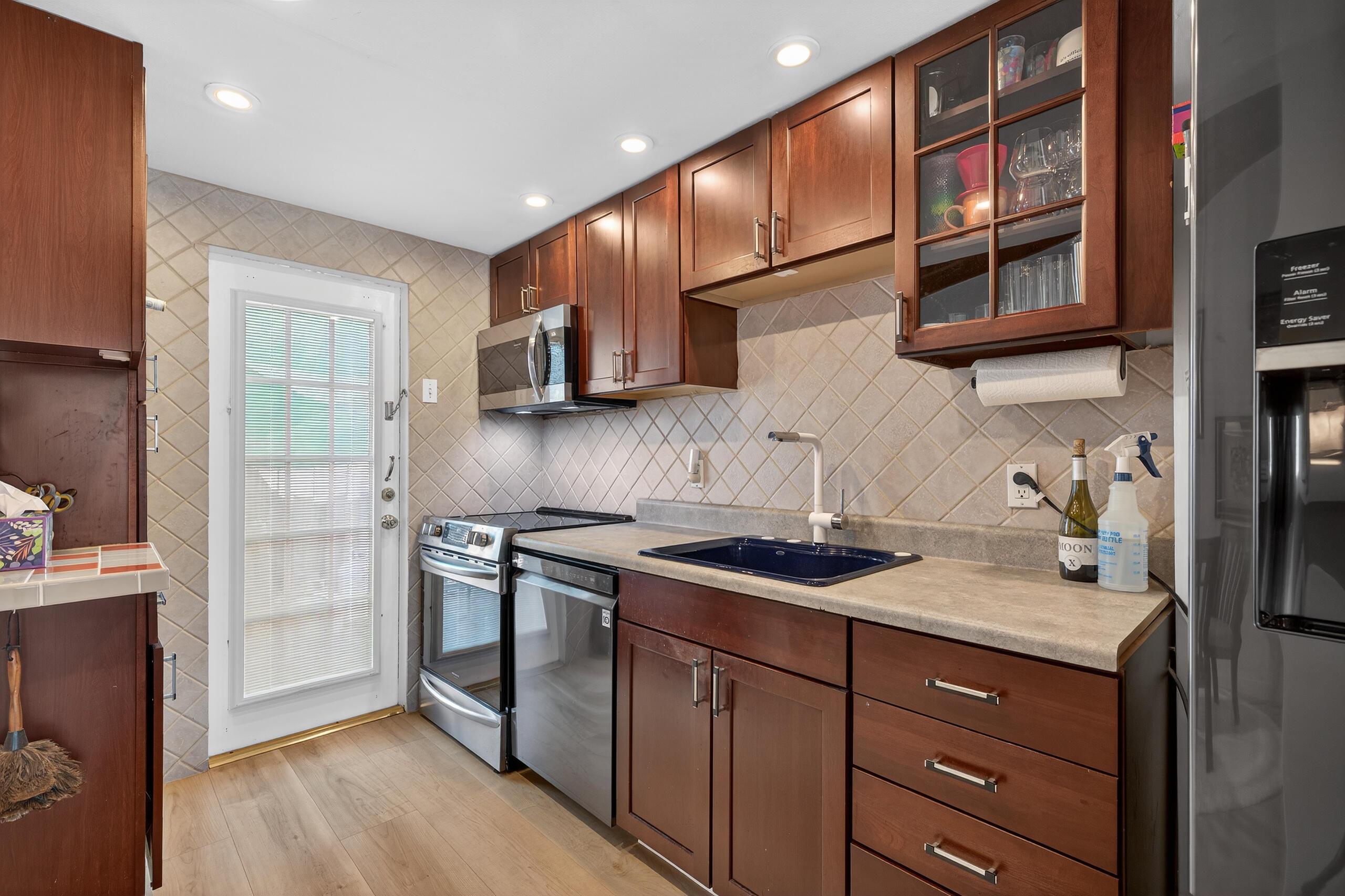1100 NE 15th Avenue 1-2, Fort Lauderdale, FL 33304, Fort Lauderdale - Photo 5