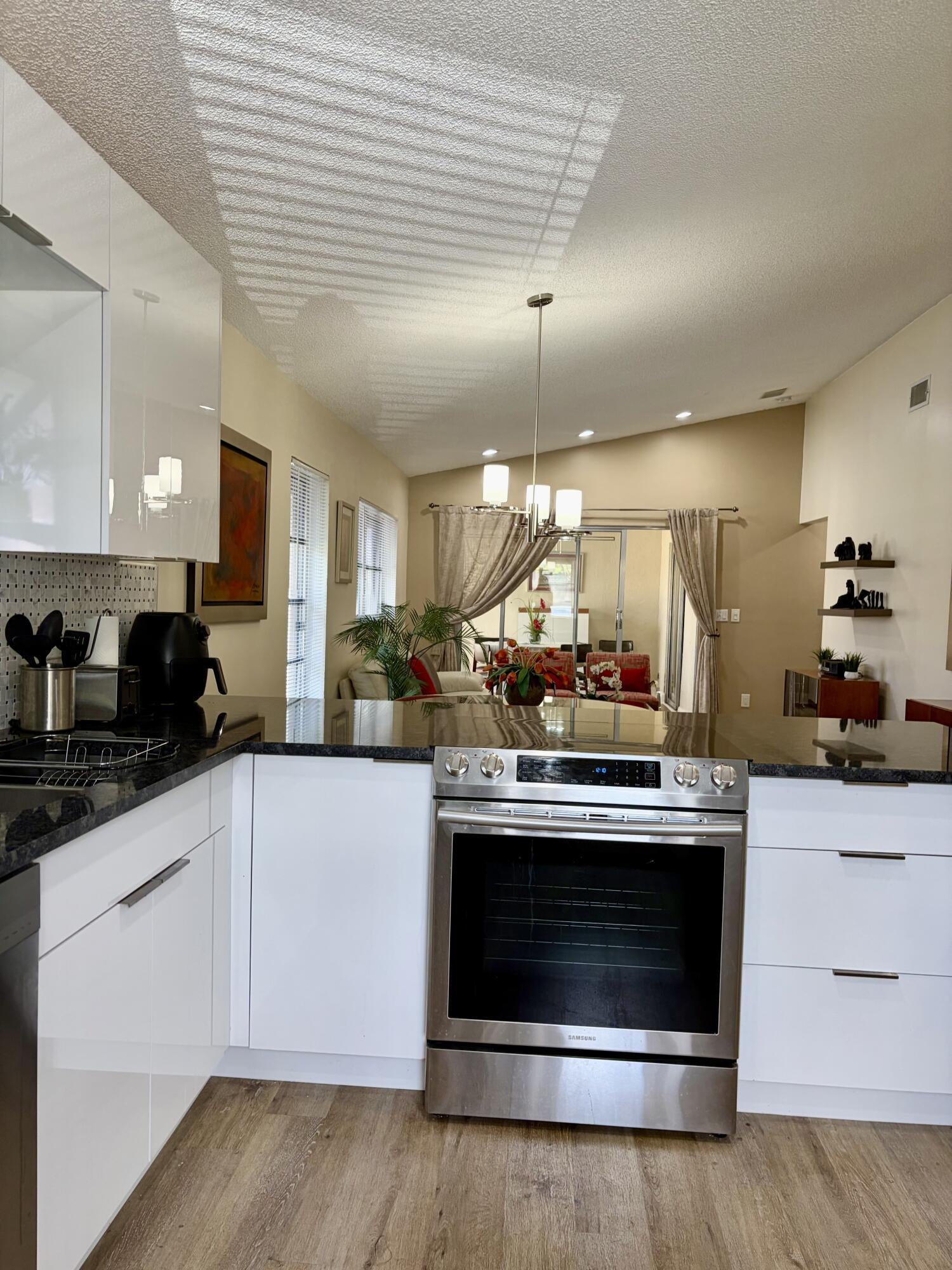 8107 Summerbreeze Lane, Boca Raton, FL 33496, Boca Raton - Photo 4