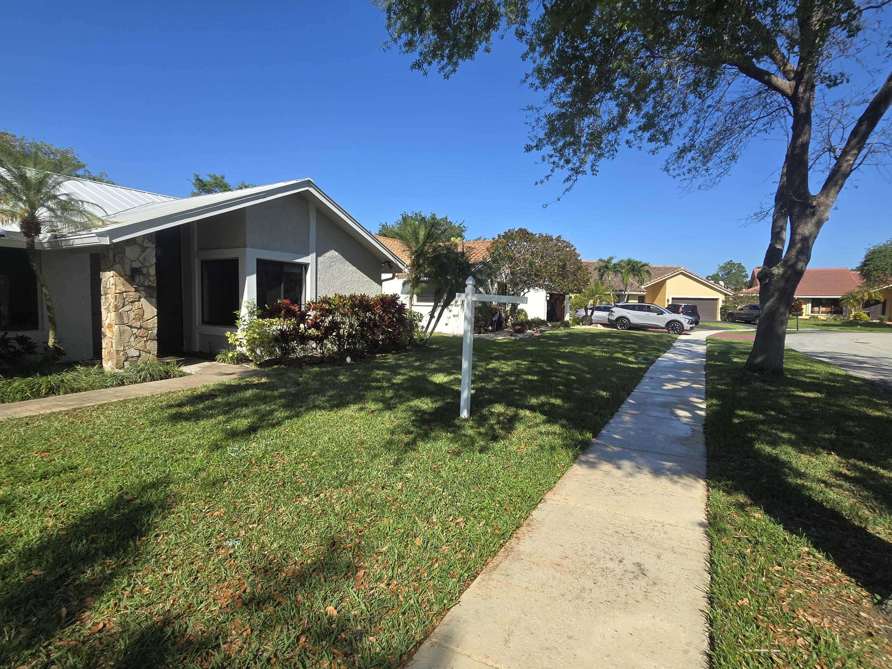 10207 NW 7th Court, Plantation, FL 33324, Plantation - Photo 2