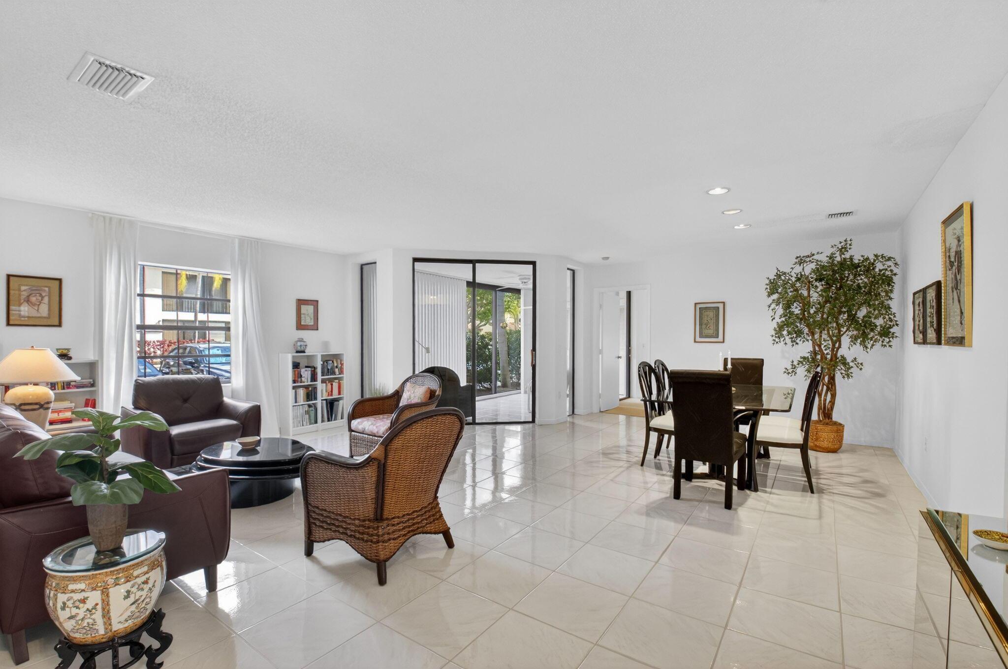 5226 Europa Drive H, Boynton Beach, FL 33437, Boynton Beach - Photo 5