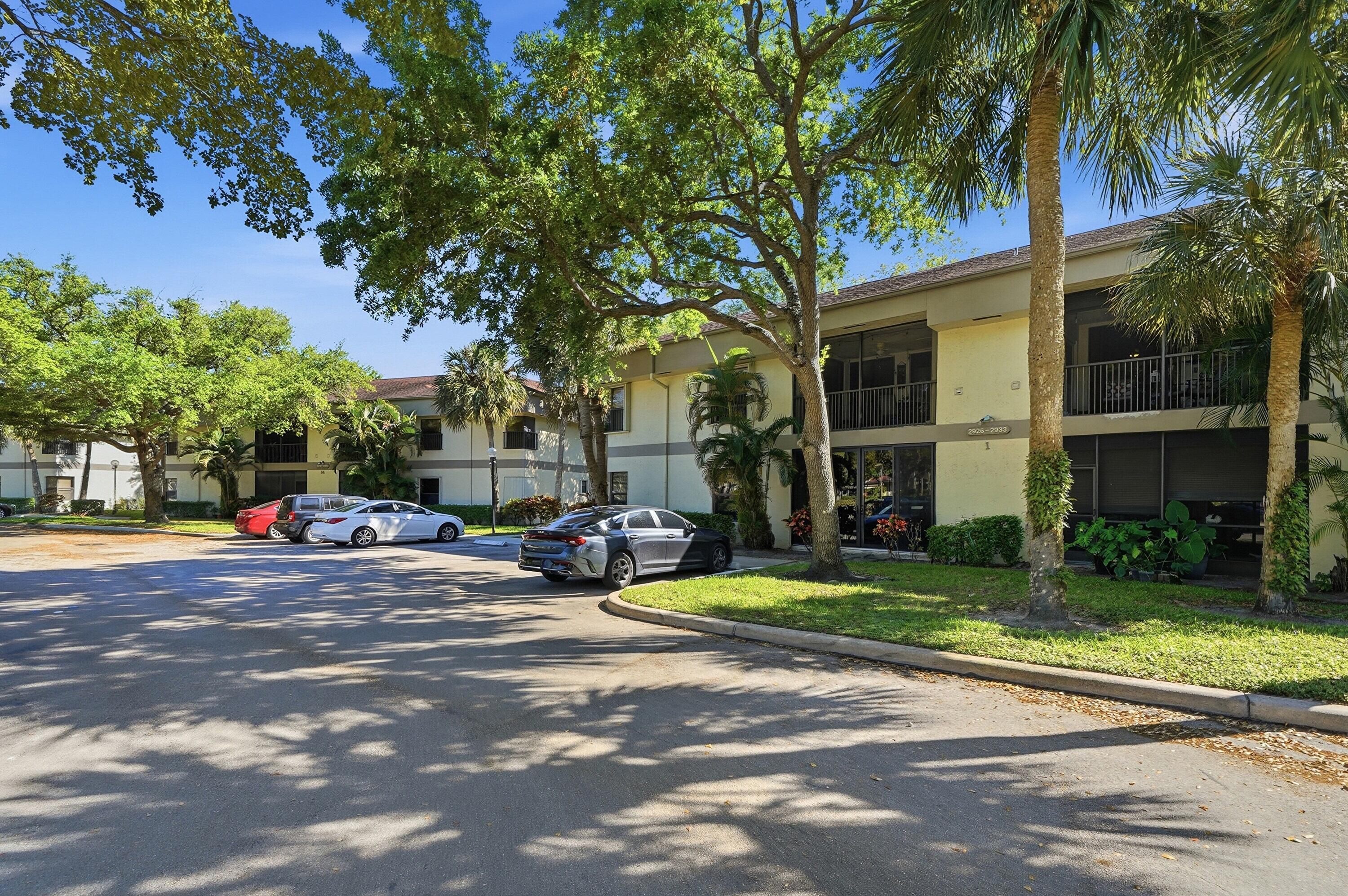 2928 Carambola Circle S, Coconut Creek, FL 33066, Coconut Creek - Photo 2