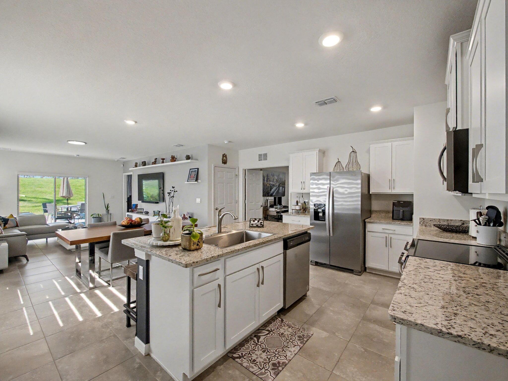 11014 SW Vasari Way, Port St. Lucie, FL 34987, Port St. Lucie - Photo 3