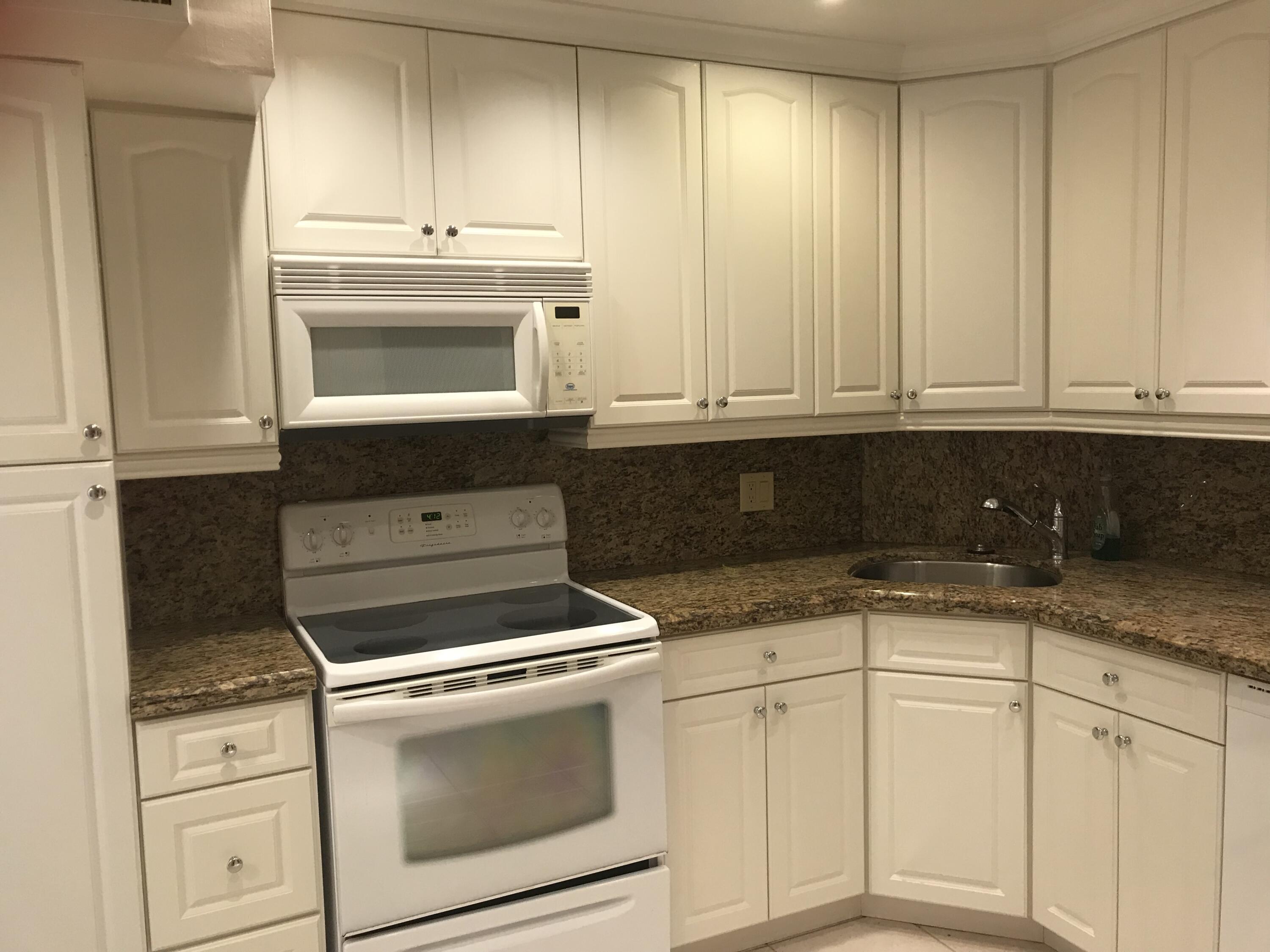 3300 Spanish Moss Terrace 103, Lauderhill, FL 33319, Lauderhill