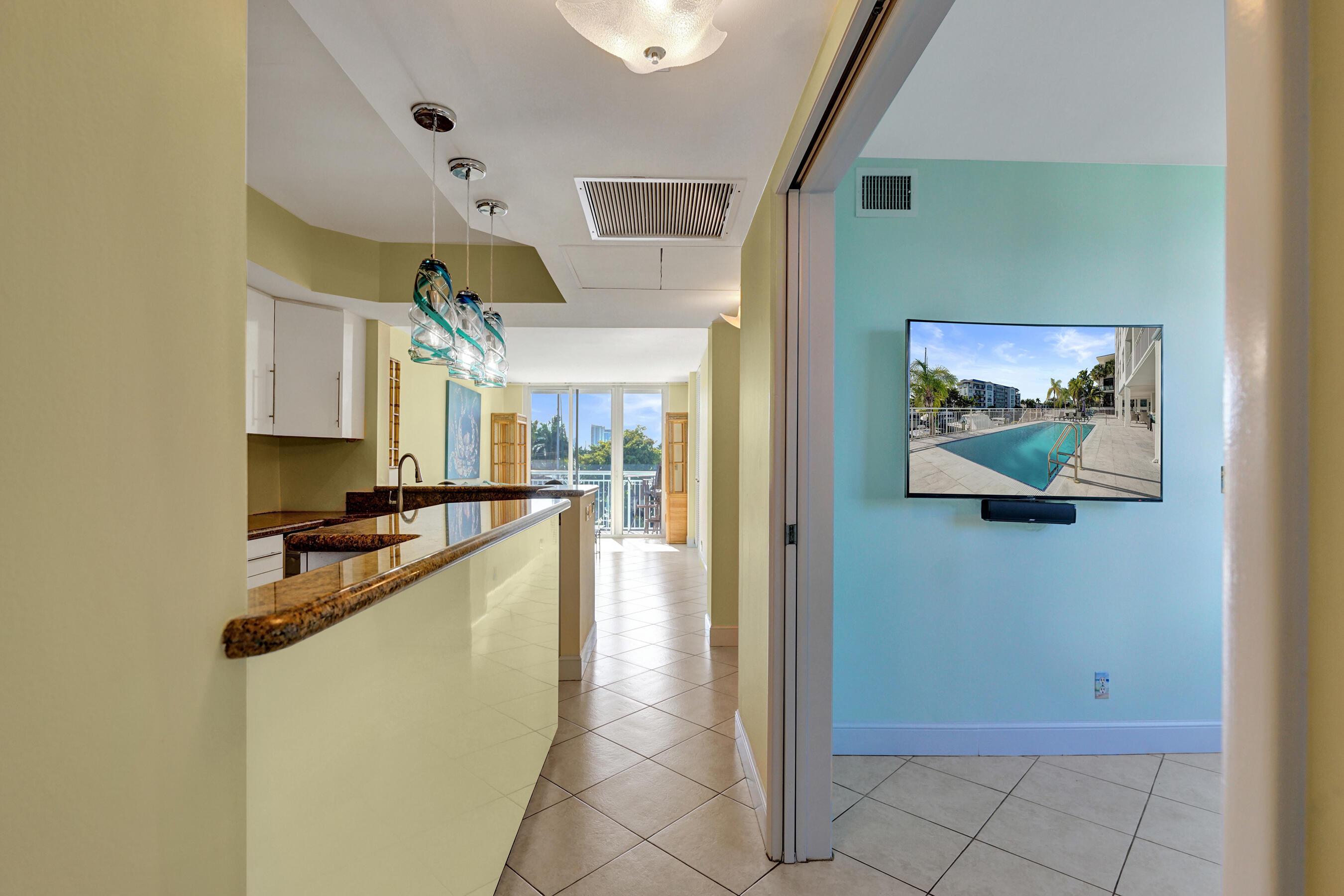 155 Isle Of Venice Drive 404, Fort Lauderdale, FL 33301, Fort Lauderdale - Photo 5