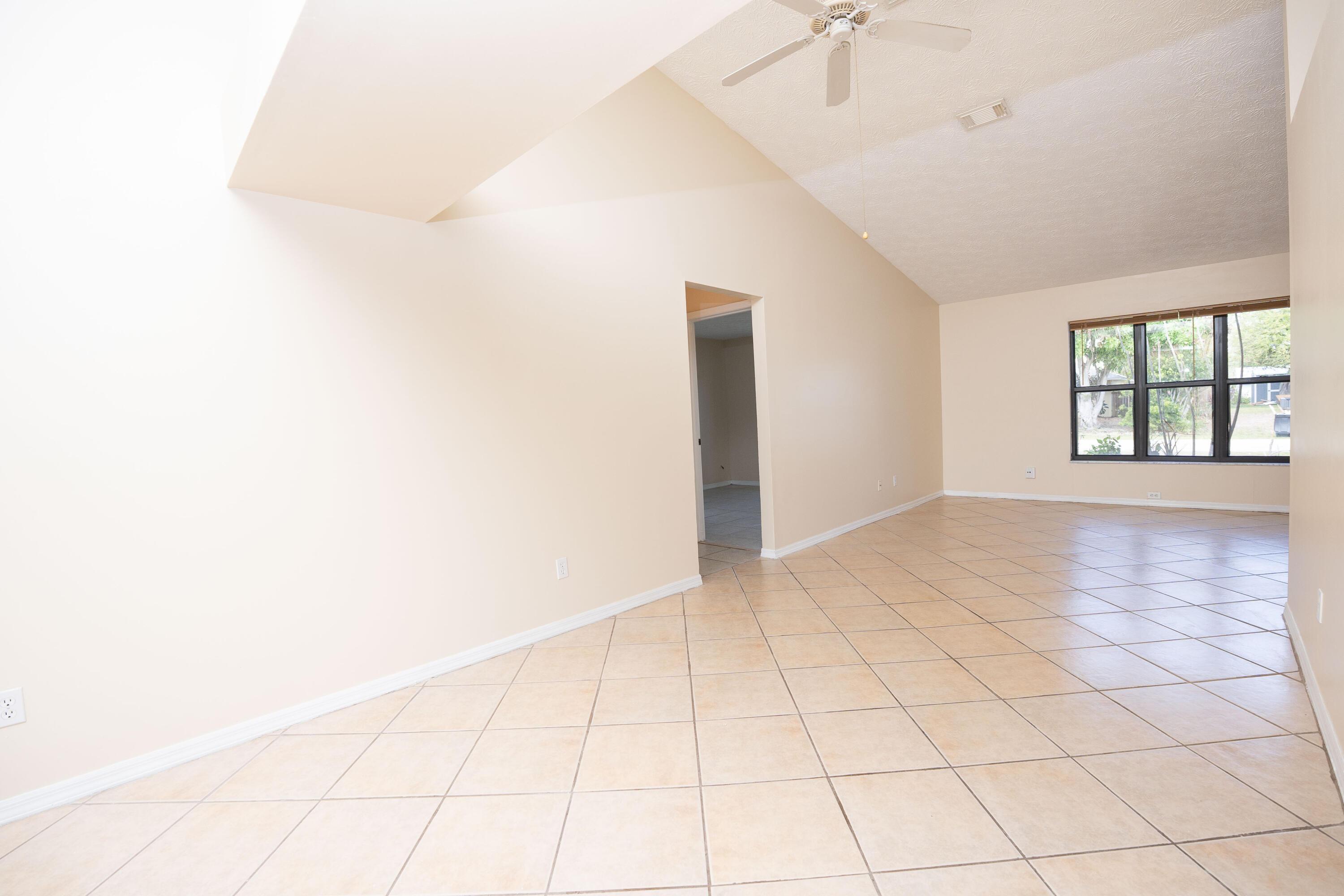 2456 SE Trail Avenue, Port St. Lucie, FL 34952, Port St. Lucie - Photo 5