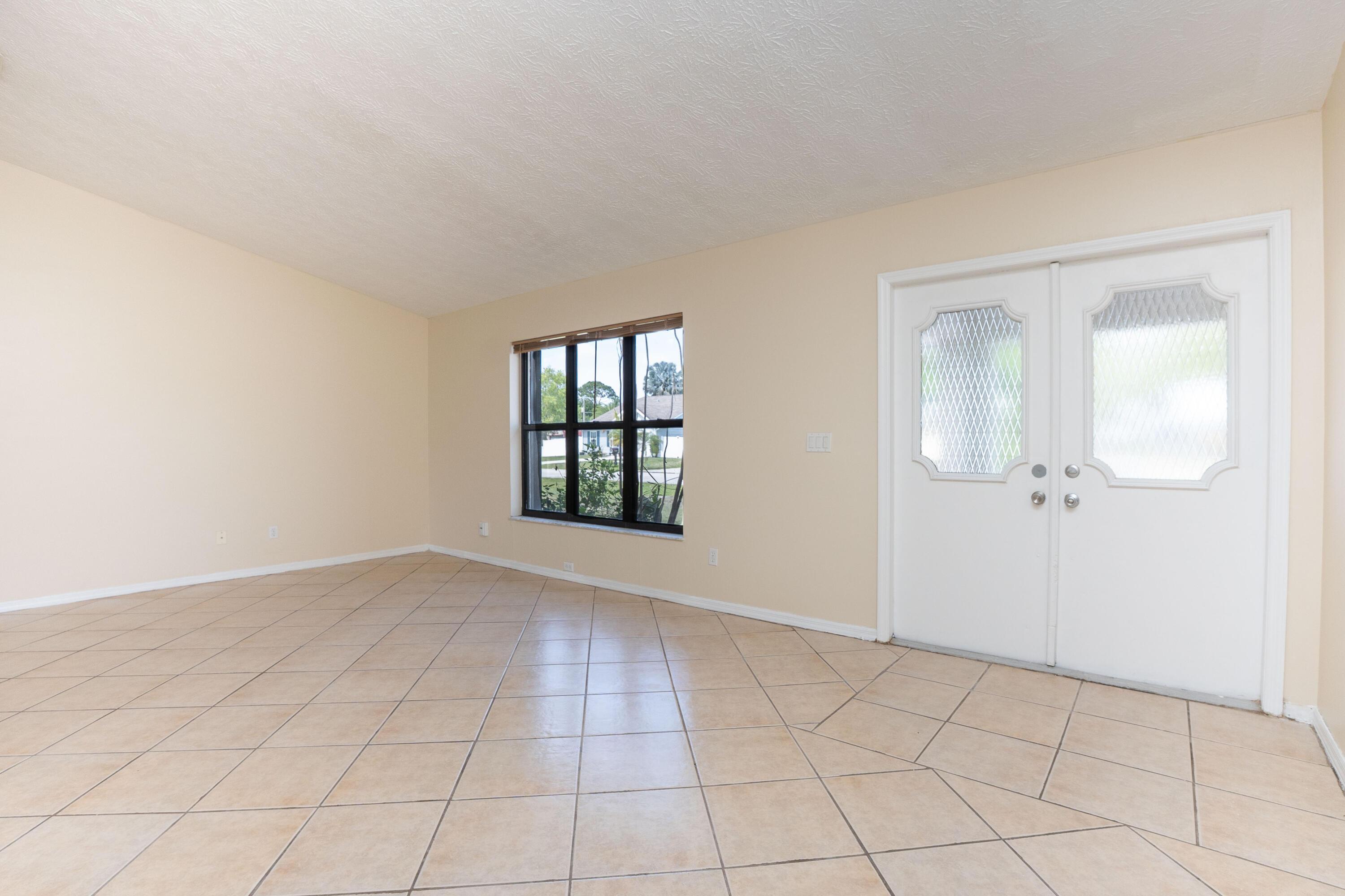2456 SE Trail Avenue, Port St. Lucie, FL 34952, Port St. Lucie - Photo 2