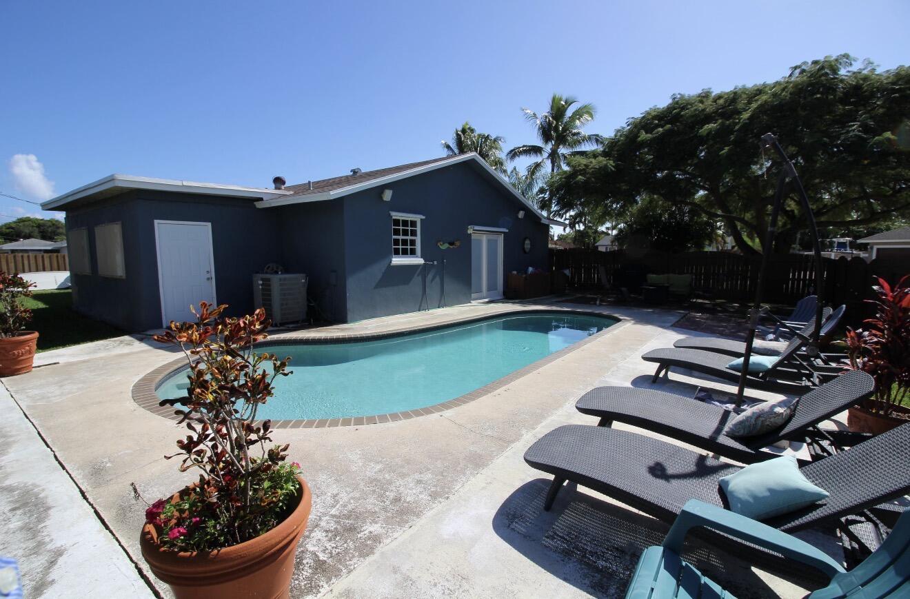803 Mallard Drive, Delray Beach, FL 33444, Delray Beach - Photo 2