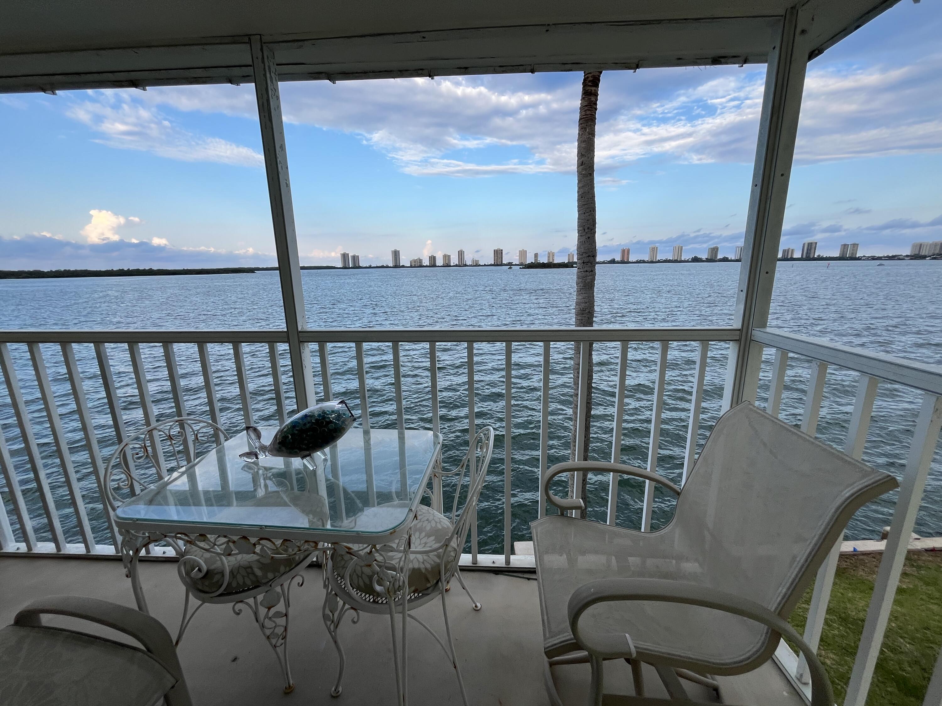 101 Doolen Court 305, North Palm Beach, FL 33408, North Palm Beach