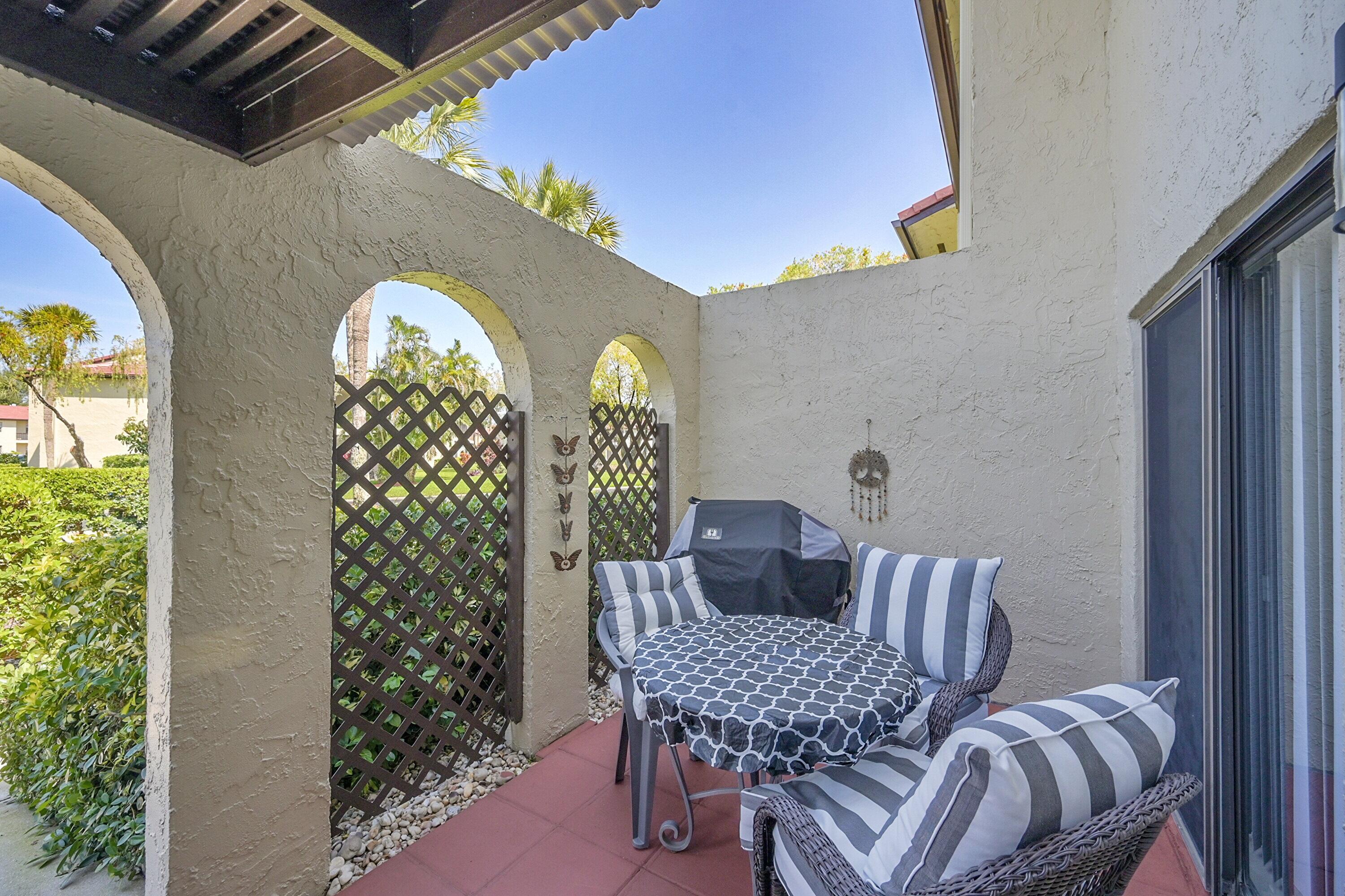 21207 Lago Circle, Boca Raton, FL 33433, Boca Raton - Photo 5