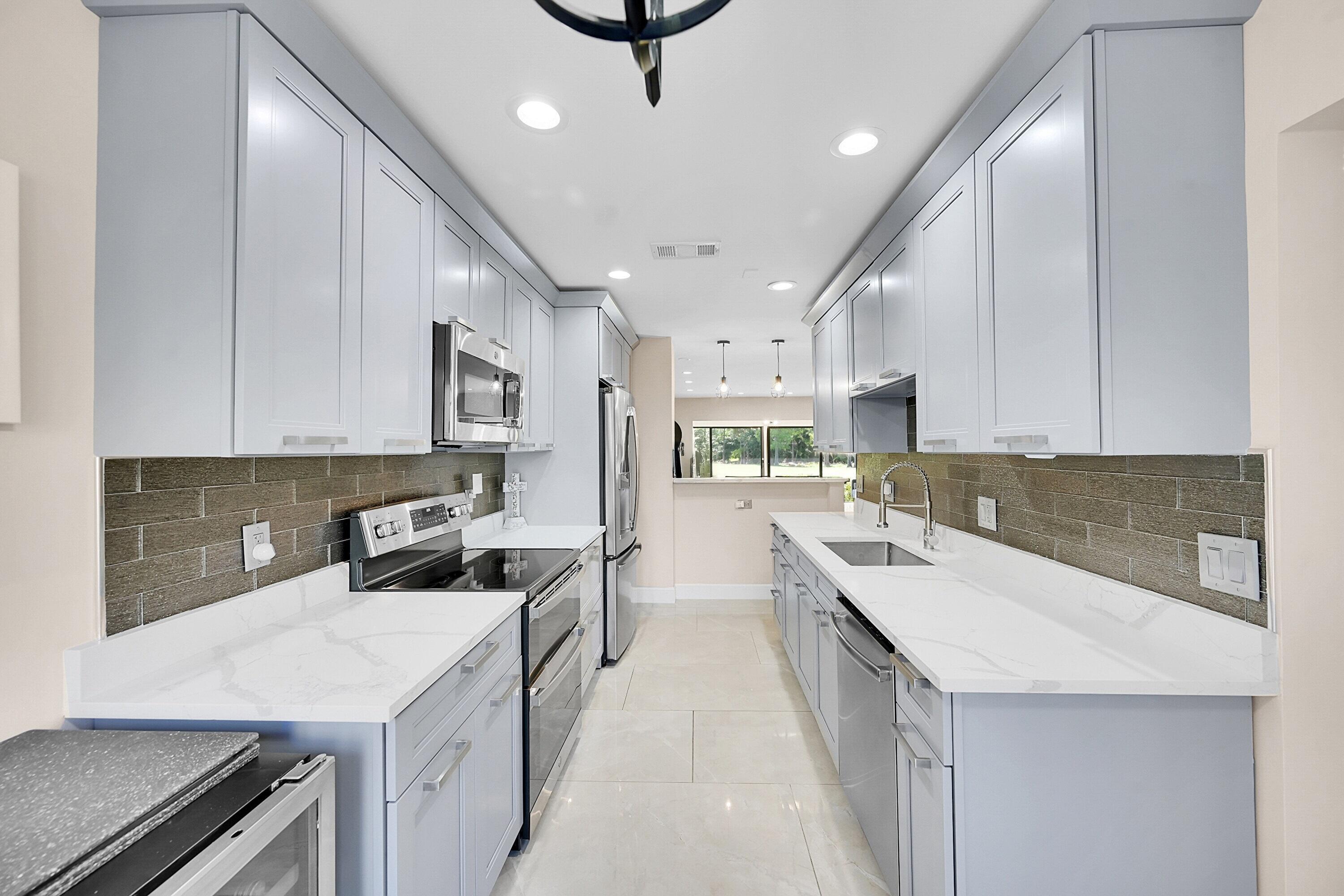 21207 Lago Circle, Boca Raton, FL 33433, Boca Raton - Main