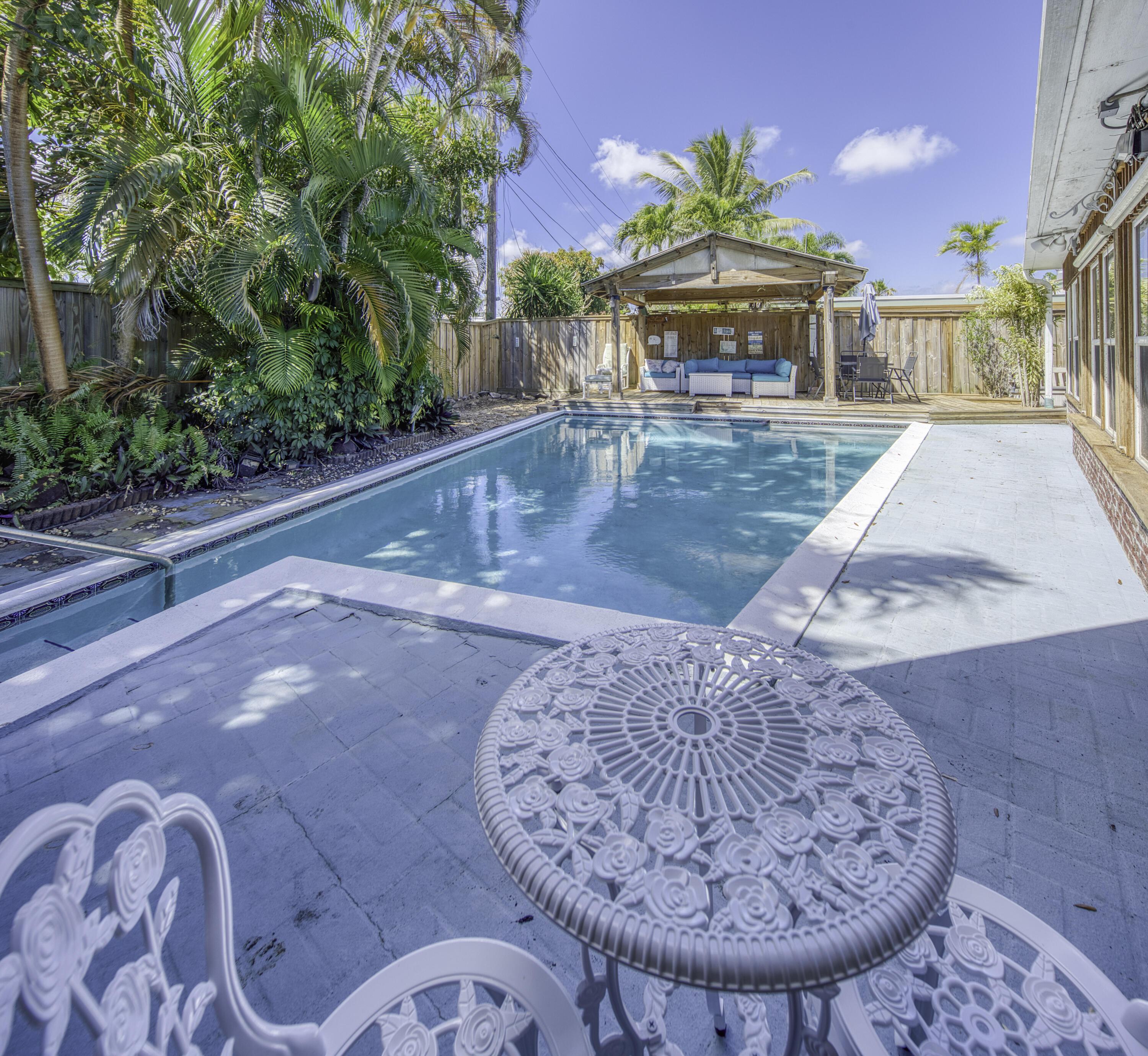 1328 Lake Victoria Drive, Lake Worth Beach, FL 33461, Lake Worth Beach - Photo 3