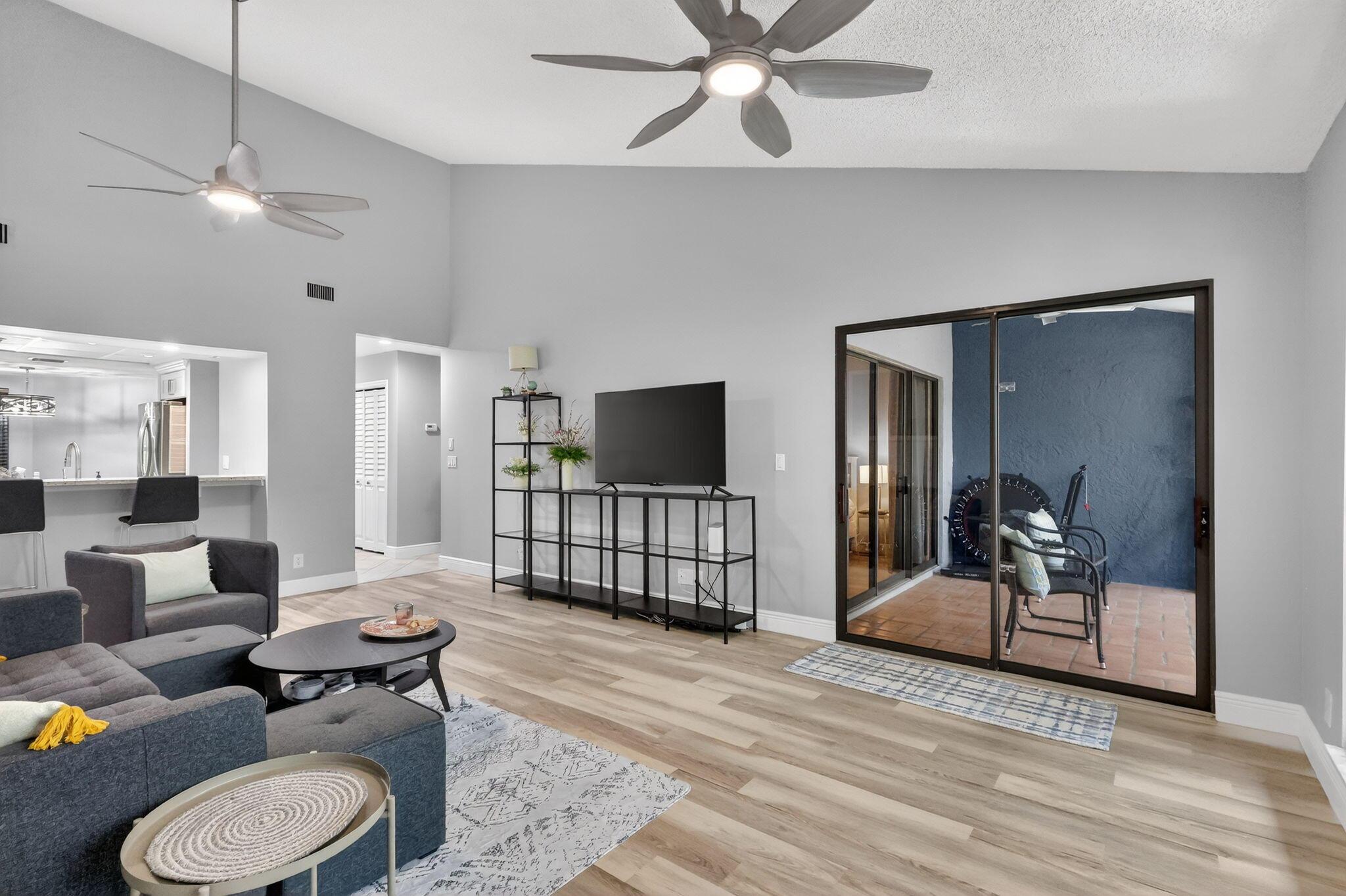 5230 SE Seascape Way 201, Stuart, FL 34997, Stuart - Photo 4