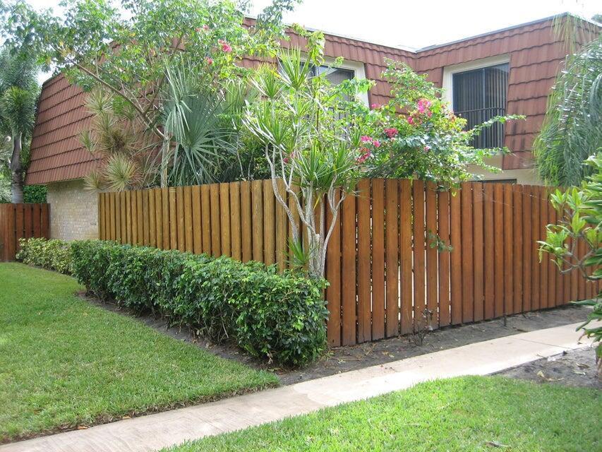 3216 Spanish Wells Drive 26-d, Delray Beach, FL 33445, Delray Beach - Photo 2